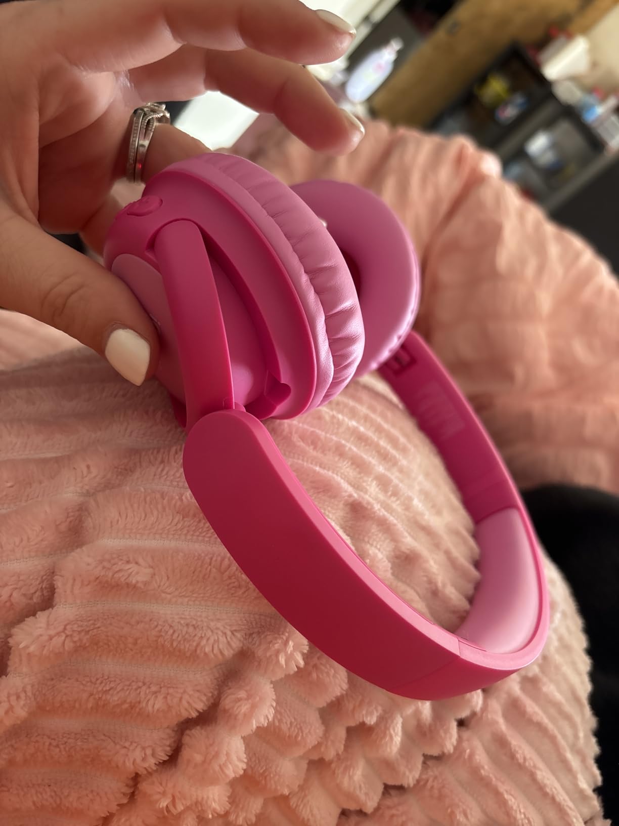 iClever BTH22 Kids Bluetooth Headphones, 60H Play Time, USB C Fast Charging, Bluetooth 5.4, AUX Cord, Safe Volume 74/85 dBA, Toddler Headphones for iPad/Tablet/Travel/School, Blue customer photo 2