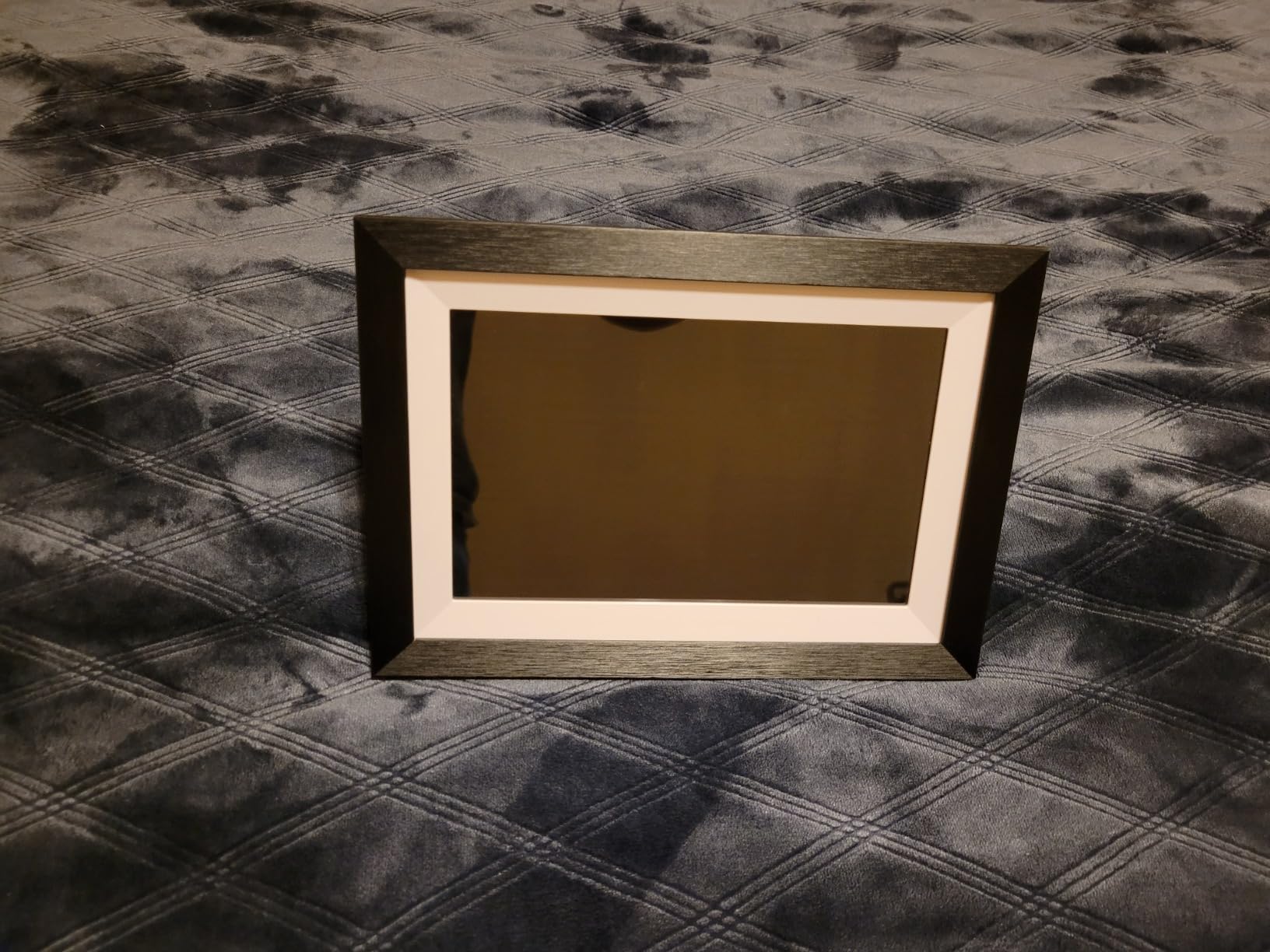 CONTINU.US 10.1 inch WiFi Digital Picture Frame | LCD Touch Screen, 32GB Storage, Smart Digital Photo Frame Display - Auto-Rotate Portrait and Landscape Frameo Electronic Frame - Instantly Share Memories customer photo 2