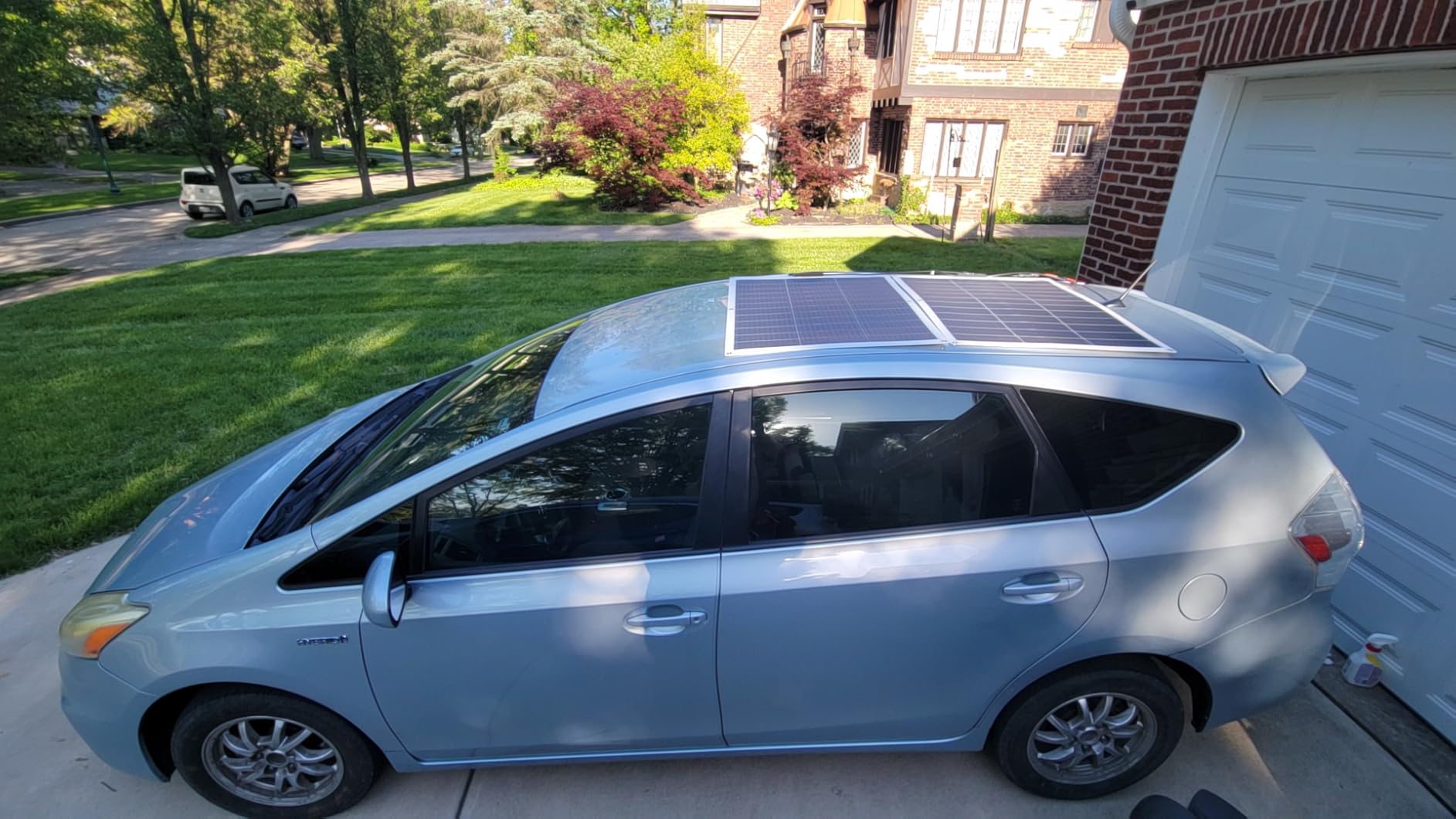 ECO-WORTHY 2pcs 130 Watt (260W) 12BB Flexible Solar Panels,23.5% High-Efficiency Waterproof Monocrystalline Lightweight Solar Panel for RV,Boats,Curved Surfaces,Roofs,Cabin customer photo 1