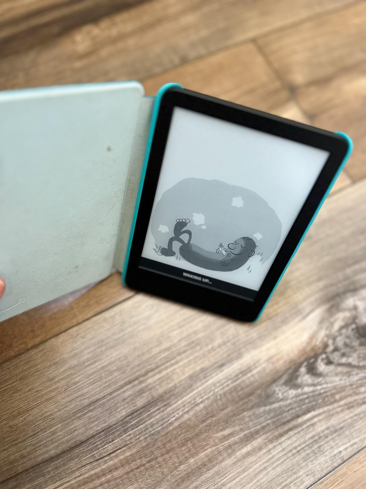 Kindle Kids 16GB (newest model) - If it breaks, we will replace it, includes ad-free books and cover, with glare-free display, faster page turns - Ocean Explorer customer photo 1