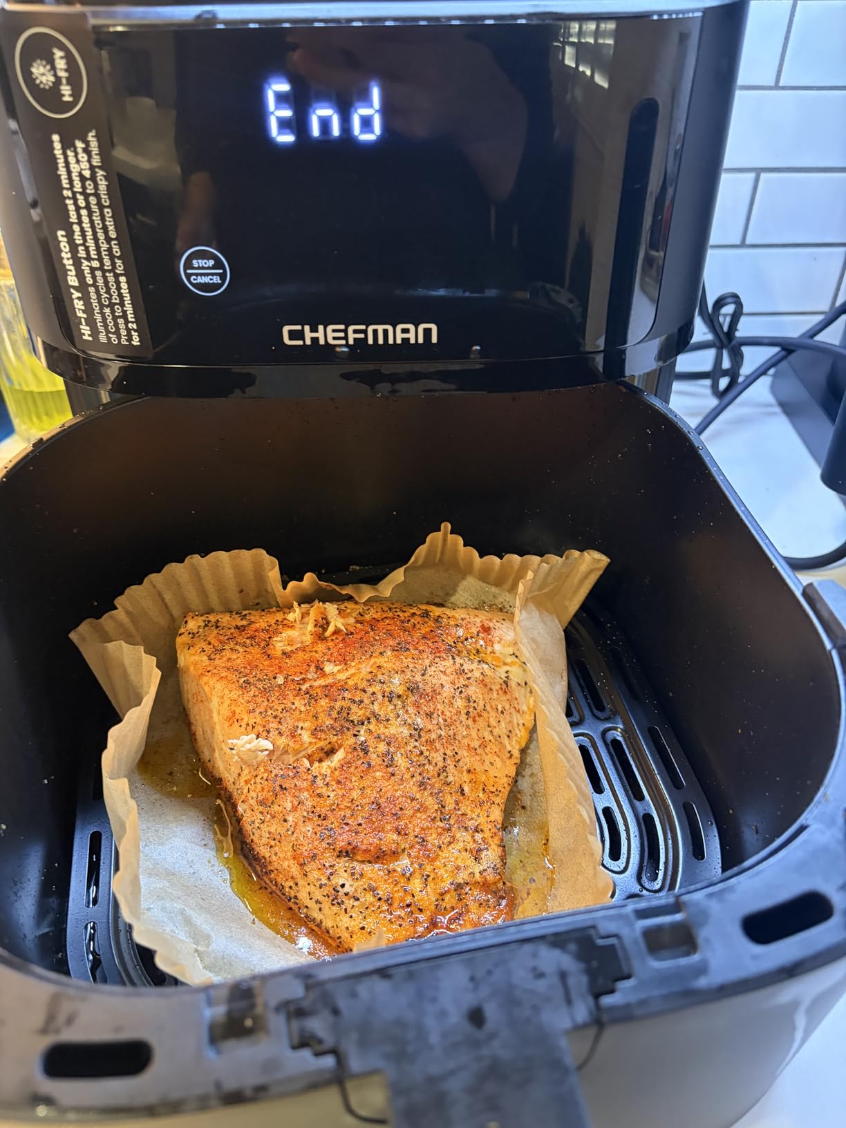Chefman Air Fryer - 6 QT Compact Airfryer for Quick & Easy Meals in Minutes, Features Hi-Fry Technology for Extra Crisp, Touchscreen Controls with 4 Presets, Nonstick & Dishwasher Safe Basket - Black customer photo 1