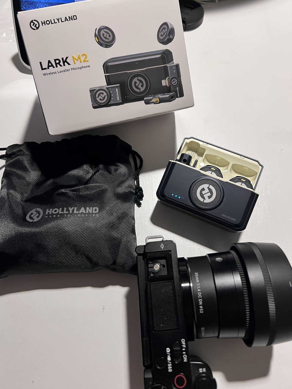 Hollyland Lark M2 Wireless Microphone for iPhone/Camera/Android/PC, 48kHz/24-bit High Fidelity Audio, 300m Range, Noise Cancelling, 40h Use, YouTube, Vlog, Streaming (2TX + 3RX + Charging Case) customer photo 2