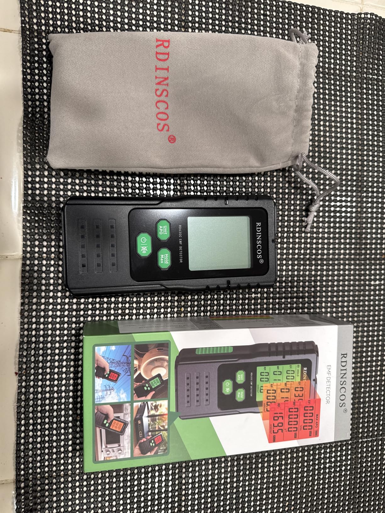 EMF Detector - 3-in-1 Electromagnetic Radiation Meter for AC Magnetic, AC Electric & Microwave Fields - Handheld EMF Reader for Home, Office & Smart Meters, Ideal for Non-Professional Users customer photo 2