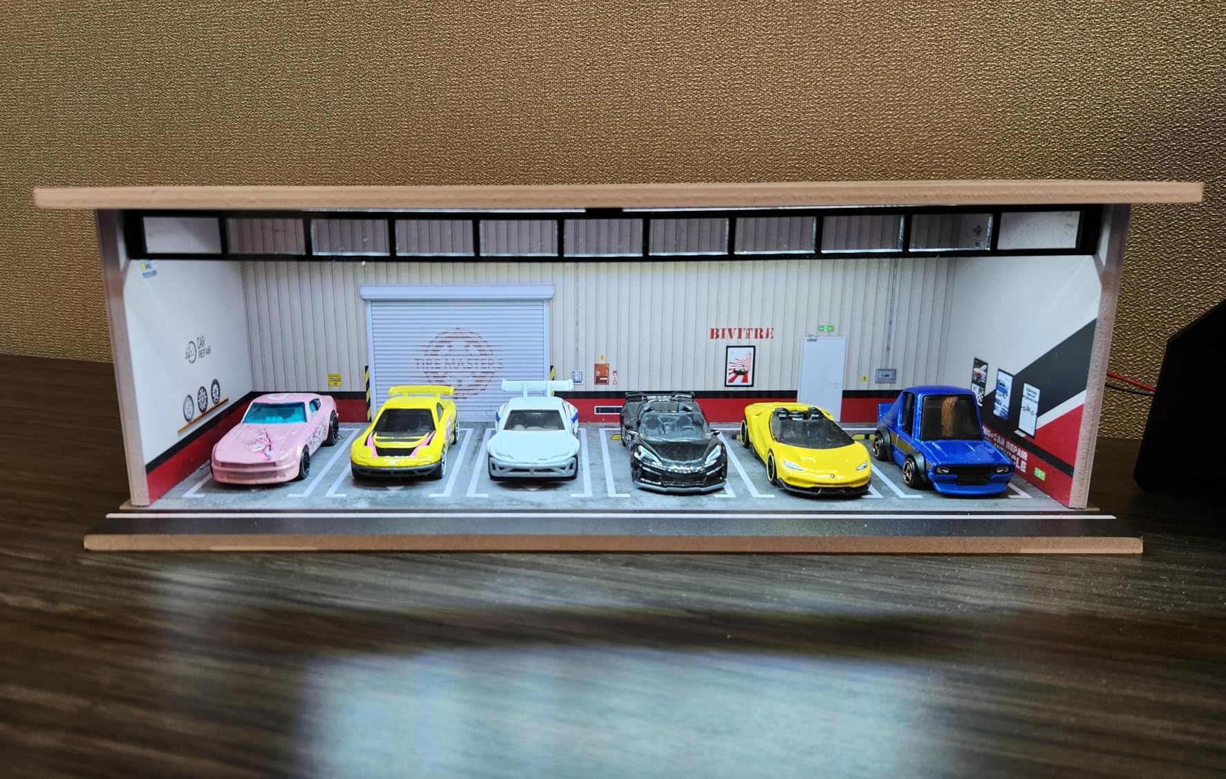 1/64 Diorama Display Case with LED Lights - Compatible with Hot Wheels Matchbox Mini GT Diecast Cars, for Model Car Display and Storage, Stackable Garage(86) customer photo 1
