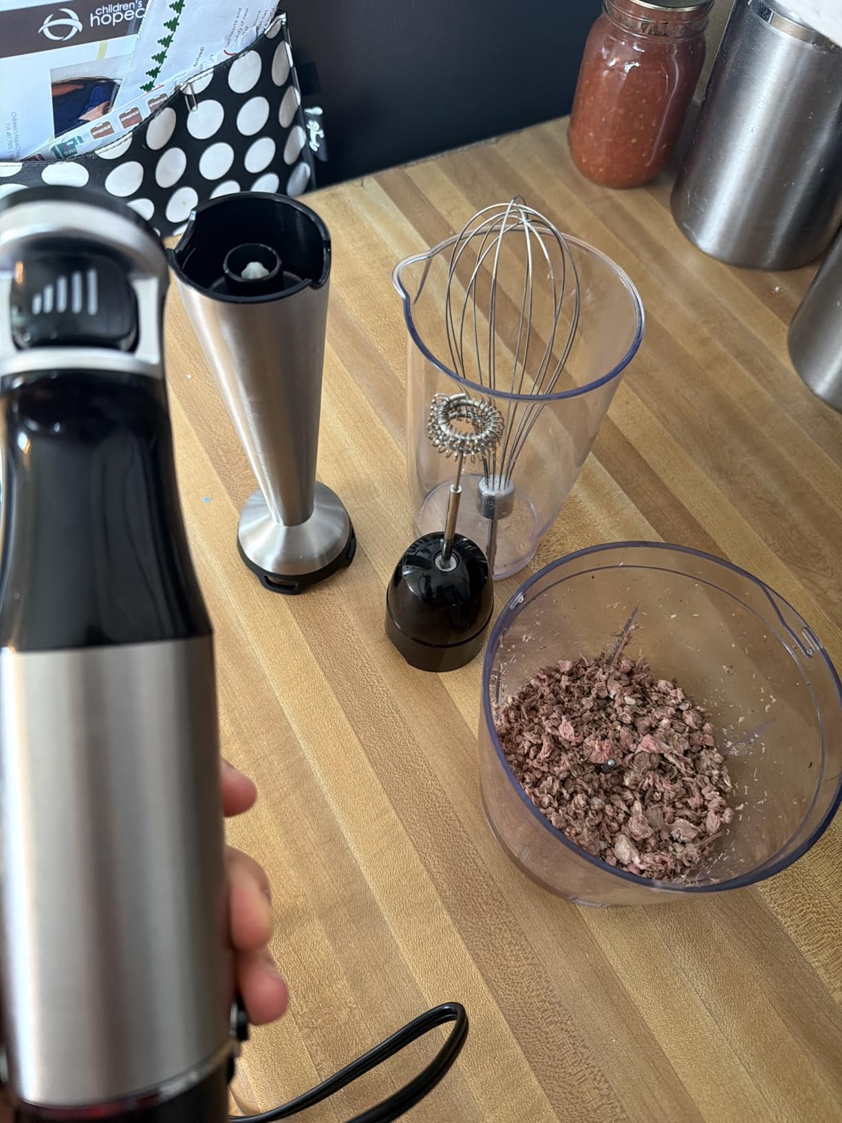 Turelar Immersion Blender Handheld Corded Hand Blenders Set 1100W, Trigger Variable Speed 5 in 1 Stick Emulsifier with Chopper, Whisk and Frother for Soup, Baby Food and Smoothies,Black customer photo 1