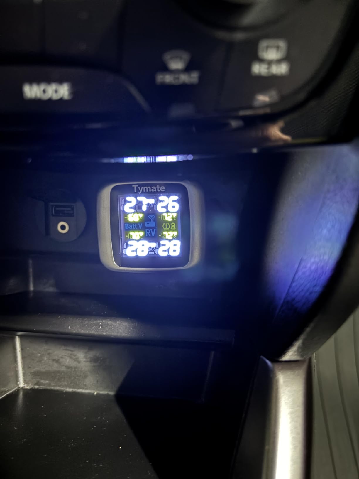 Tymate TM7 Tire Pressure Monitoring System, Wireless TPMS with 4 External Sensors & 6 Alarm Modes, Colorful Display, Real-time Tire Pressure Monitor System, Ideal for RV SUV MPV Truck Sedan(0-144 PSI) customer photo 2