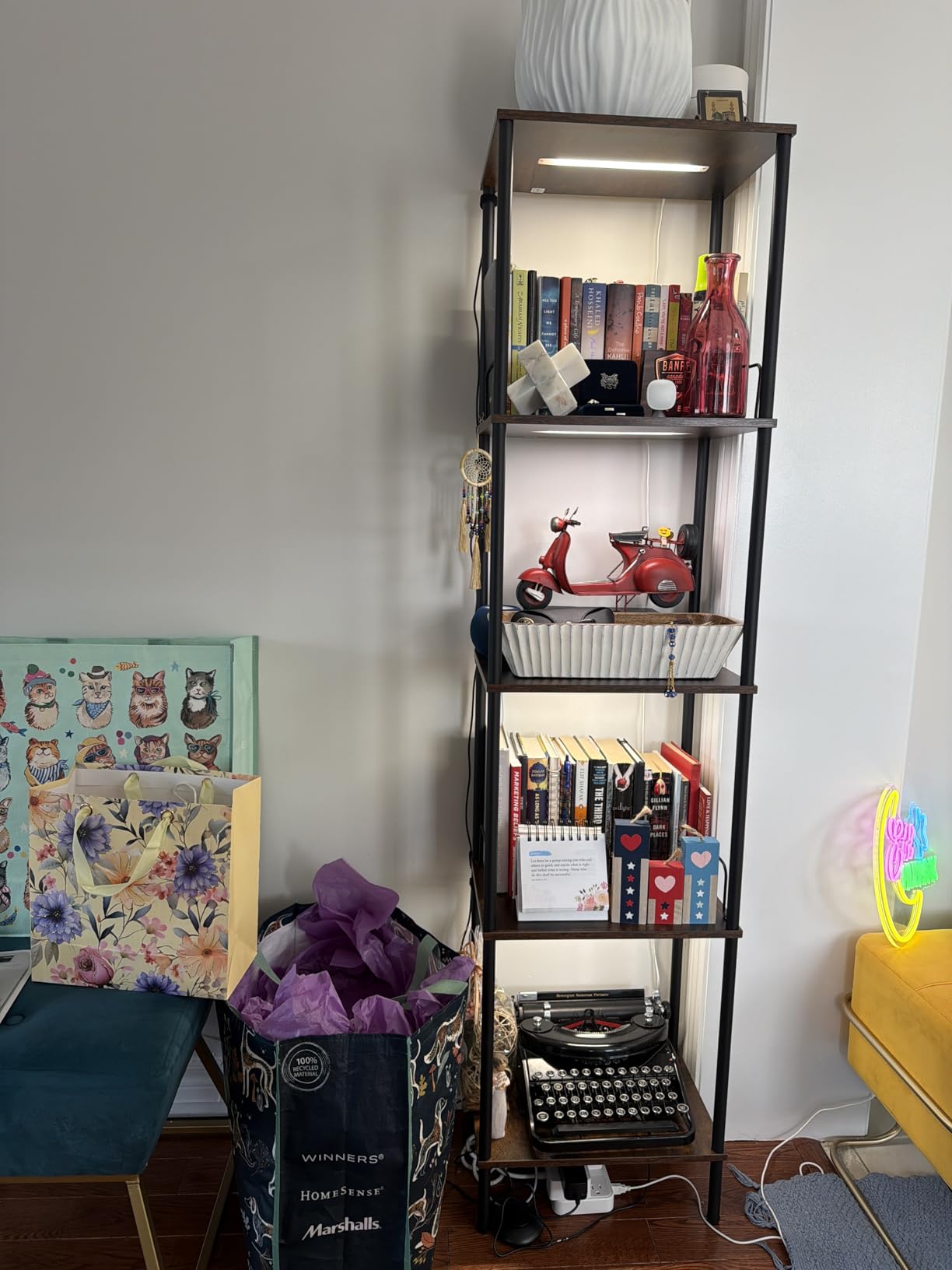 SUNMORY Display Shelf with Dimmable Lights, Lighted Display Cases for Collectibles, Adjustable Color Temperature and Brightness, Display Cabinet, Floor Lamp with Shelves, Home Decor, Rustic Brown customer photo 1