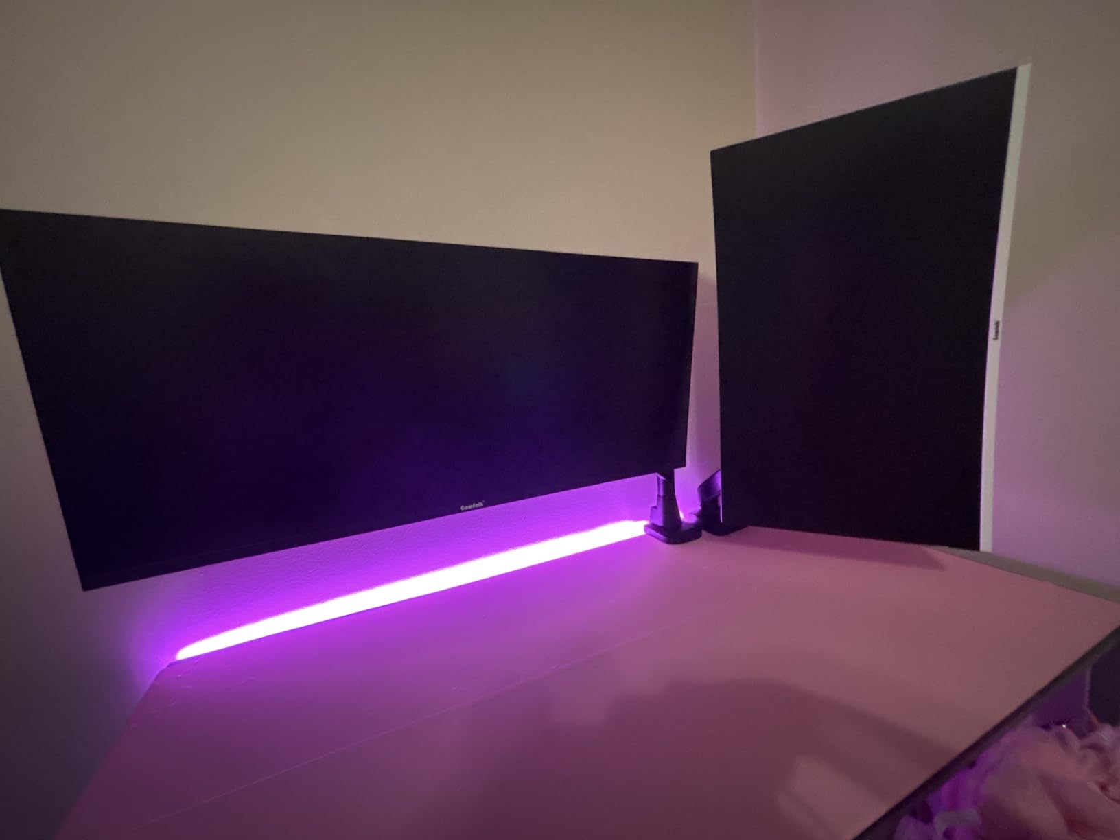 Amazon Basics Gas Spring Dual Computer Monitor Arm Desk Mount, Adjustable, Holds up to 27