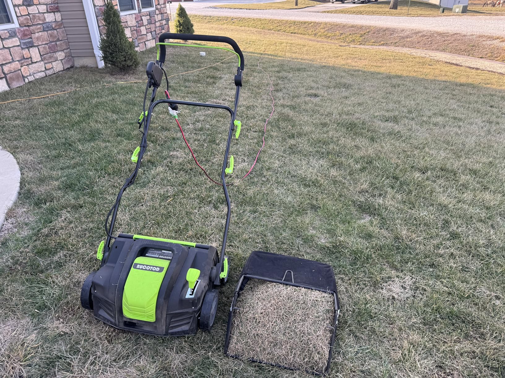 2-in-1 Dethatcher & 16-Inch Scarifier Electric Corded, 15 Amp Copper Motor, Electric Lawn Dethatcher with 5-Position Depth Adjustment, 14.5 gal Thatch Bag, Walk Behind for Yard Lawn Garden Care customer photo 1