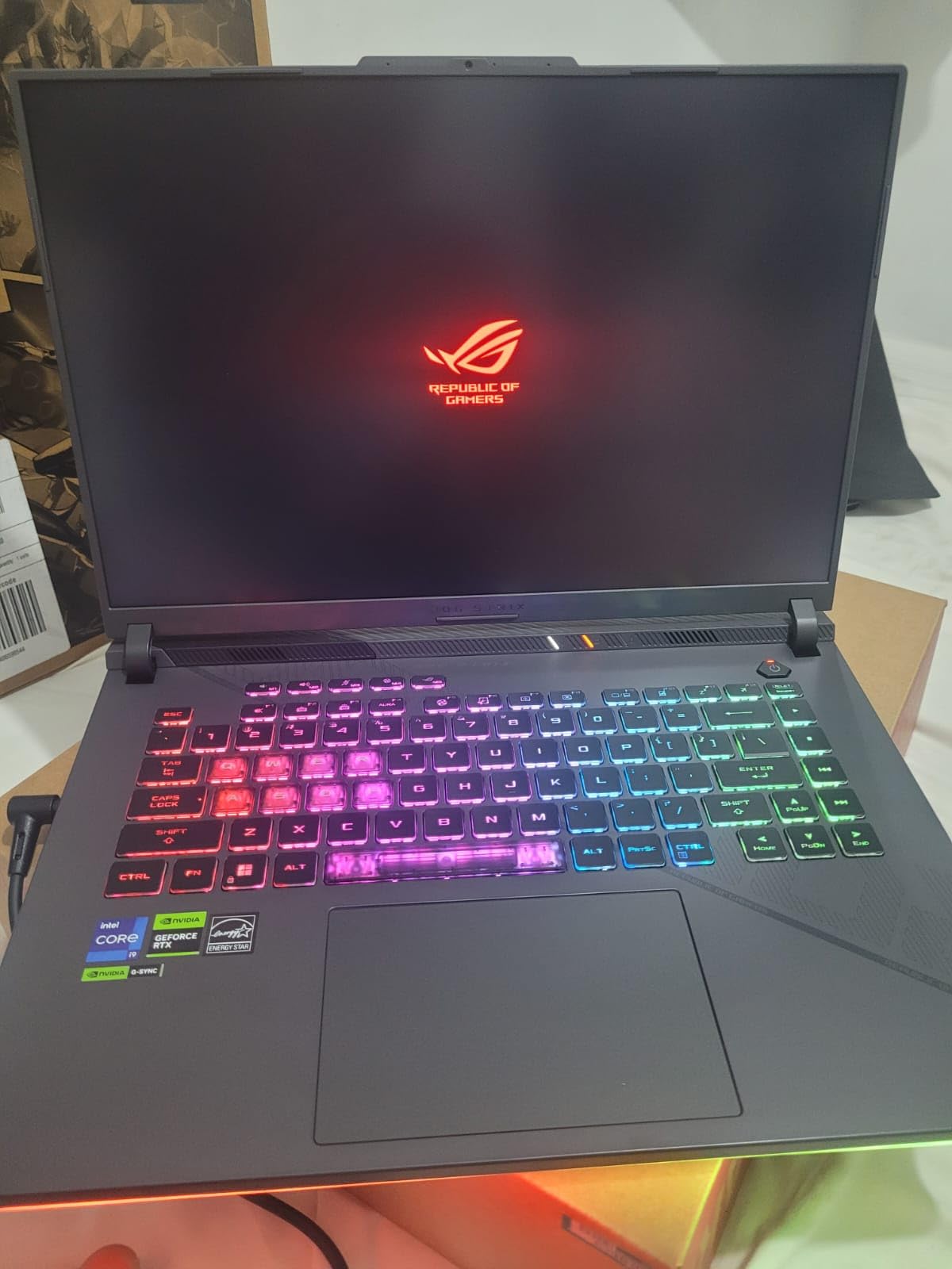 ASUS ROG Strix G16 Gaming Laptop, 16 Nebula Display 16:10 QHD 240Hz, GeForce RTX 4060, Intel Core i9-14900HX, 16GB DDR5-5600, 1TB PCIe SSD, Wi-Fi 6E, Windows 11, G614JVR-ES94 customer photo 2
