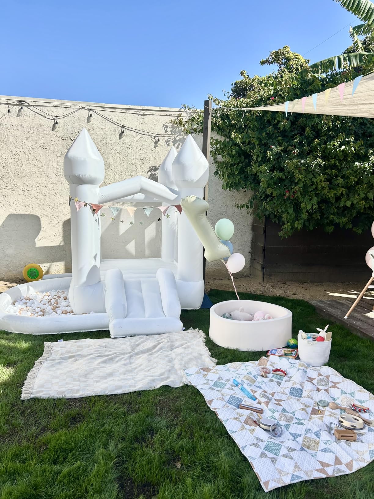 FBSPORT White Bounce House, Inflatable Bouncer with Air Blower, Indoor & Outdoor Bouncy Castle with Big Ball Pit for Wedding Party Kids Birthday Party customer photo 2