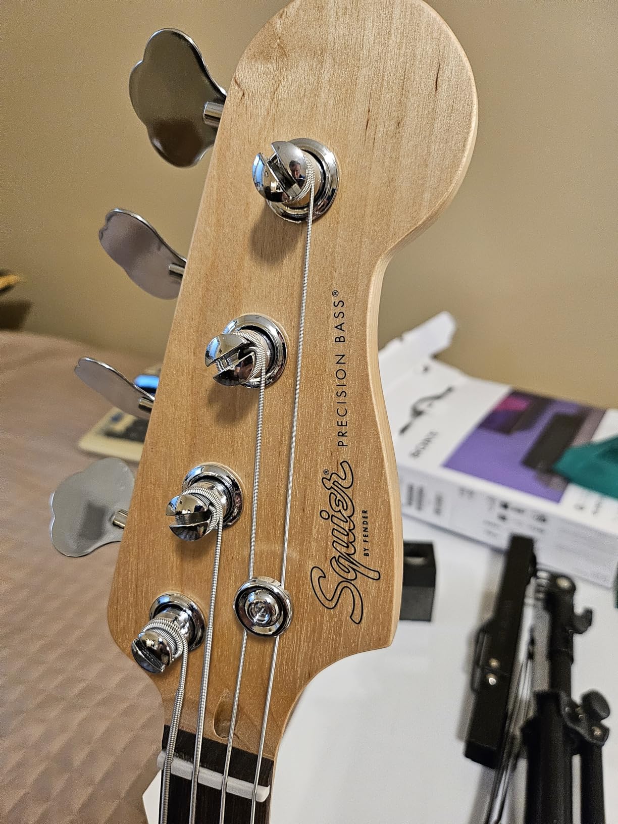 Fender Squier Debut Series Precision Bass Guitar, Beginner Guitar, with 2-Year Warranty, Includes Free Lessons, Black with Matte Finish customer photo 2