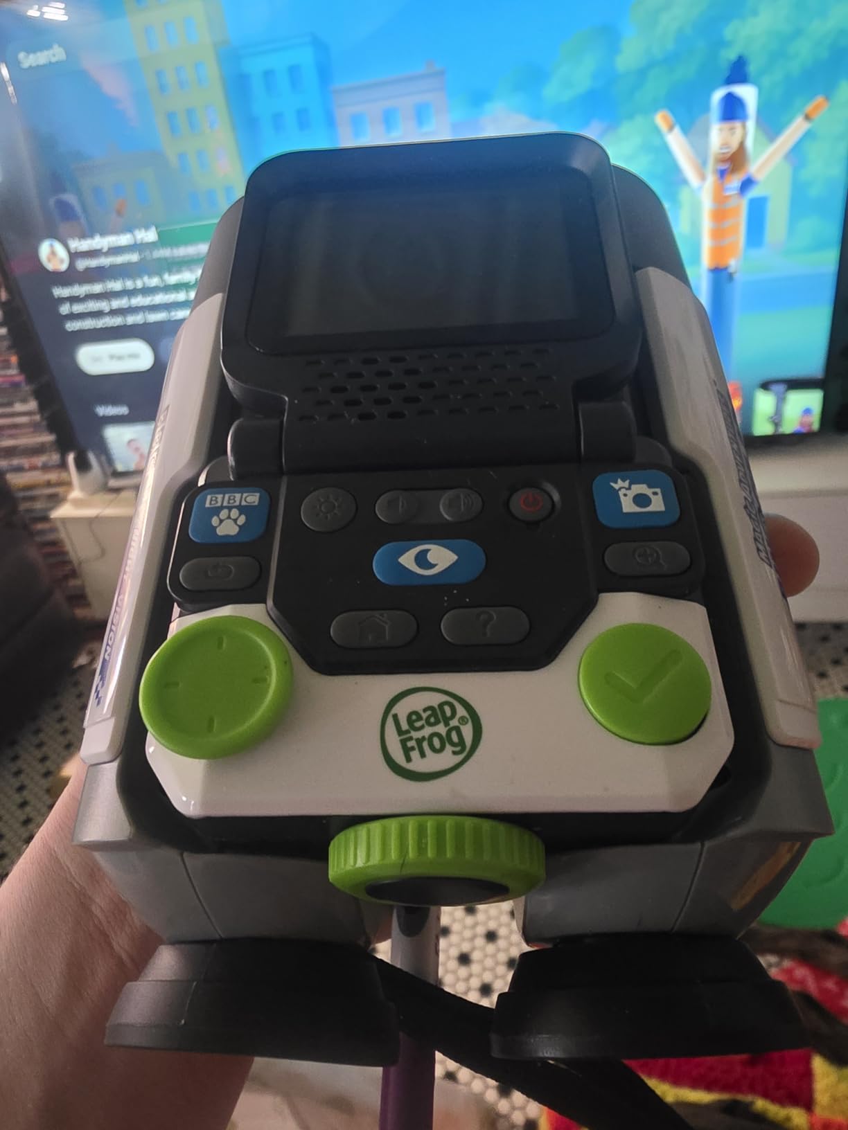 LeapFrog Magic Adventures Binoculars with Screen Capture & Night Vision for Kids Ages 4+ customer photo 1