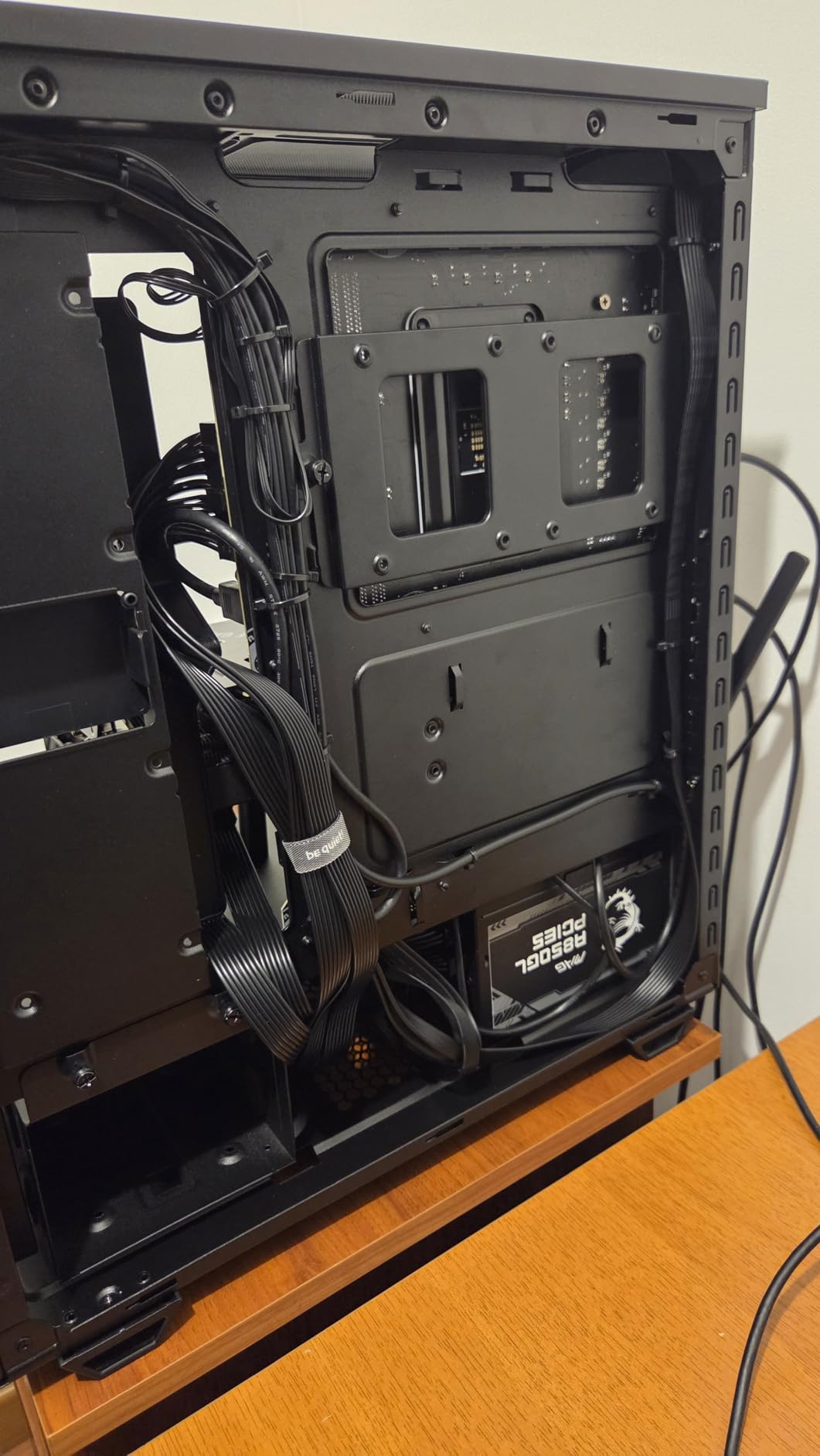 MSI MAG A1000GL PCIE5, Fully Modular Compact Gaming 1000W Power Supply, 80+ Gold, ATX 3.1 & PCIe 5.1 Ready, Native Dual-Color 12V-2x6 Cable, 10 Year Warranty customer photo 1