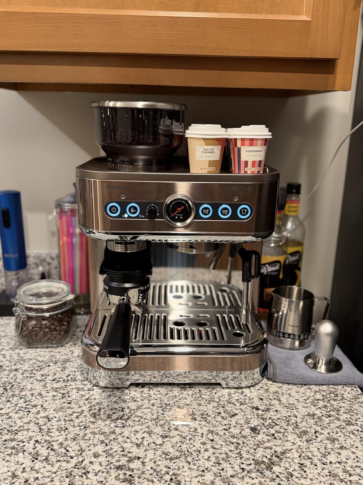Philips Barista Brew Semi Automatic Espresso Machine with Grinder, Metal Silver customer photo 1