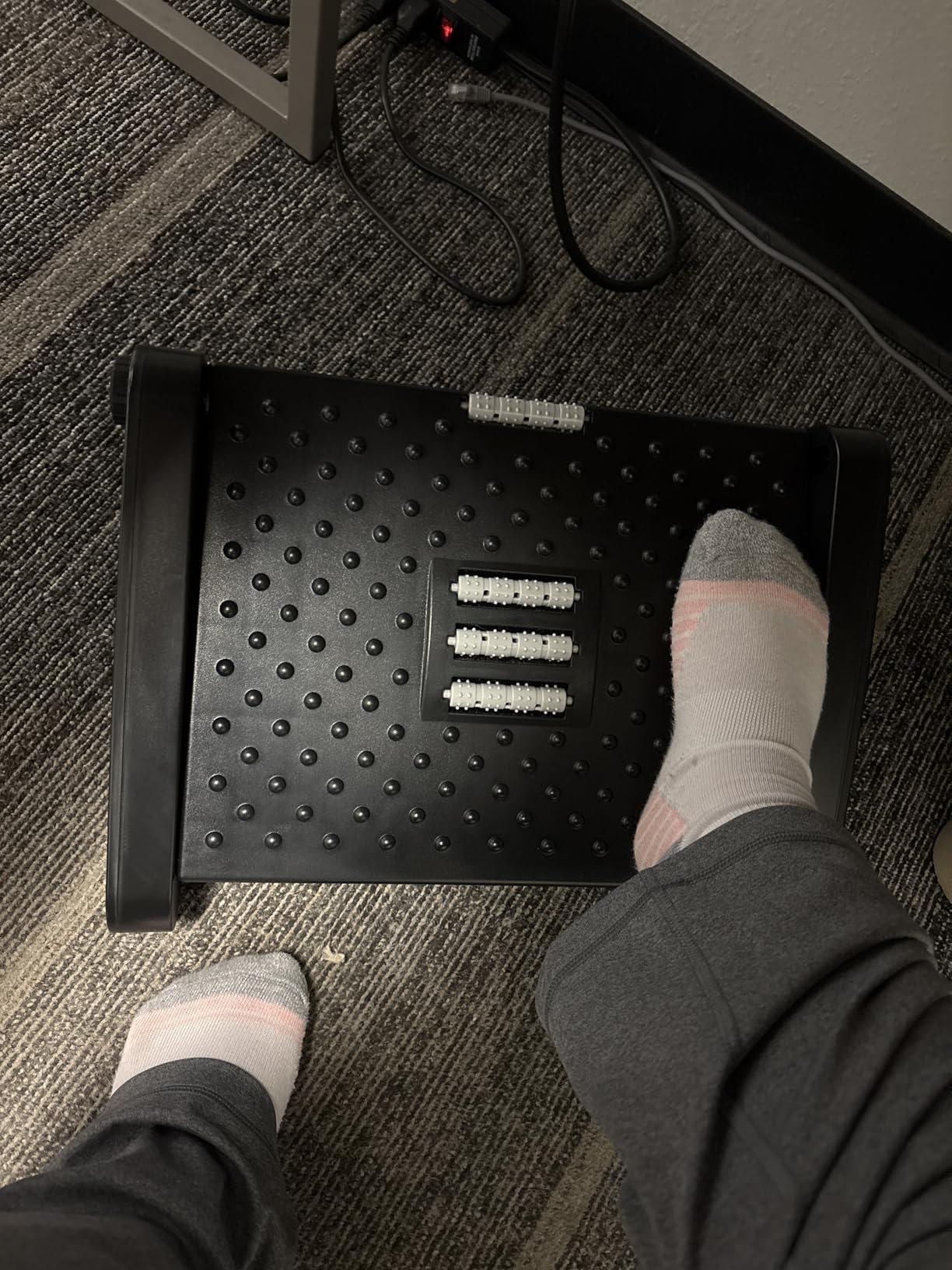 Foot Rest, Six Heights Adjustable Foot Rest for Under Desk at Work, Ergonomic Foots Stool for Under Office Desks, Under Desk Footrest with Foot Massage Roller, Chair Footrest for Leg Rests customer photo 1