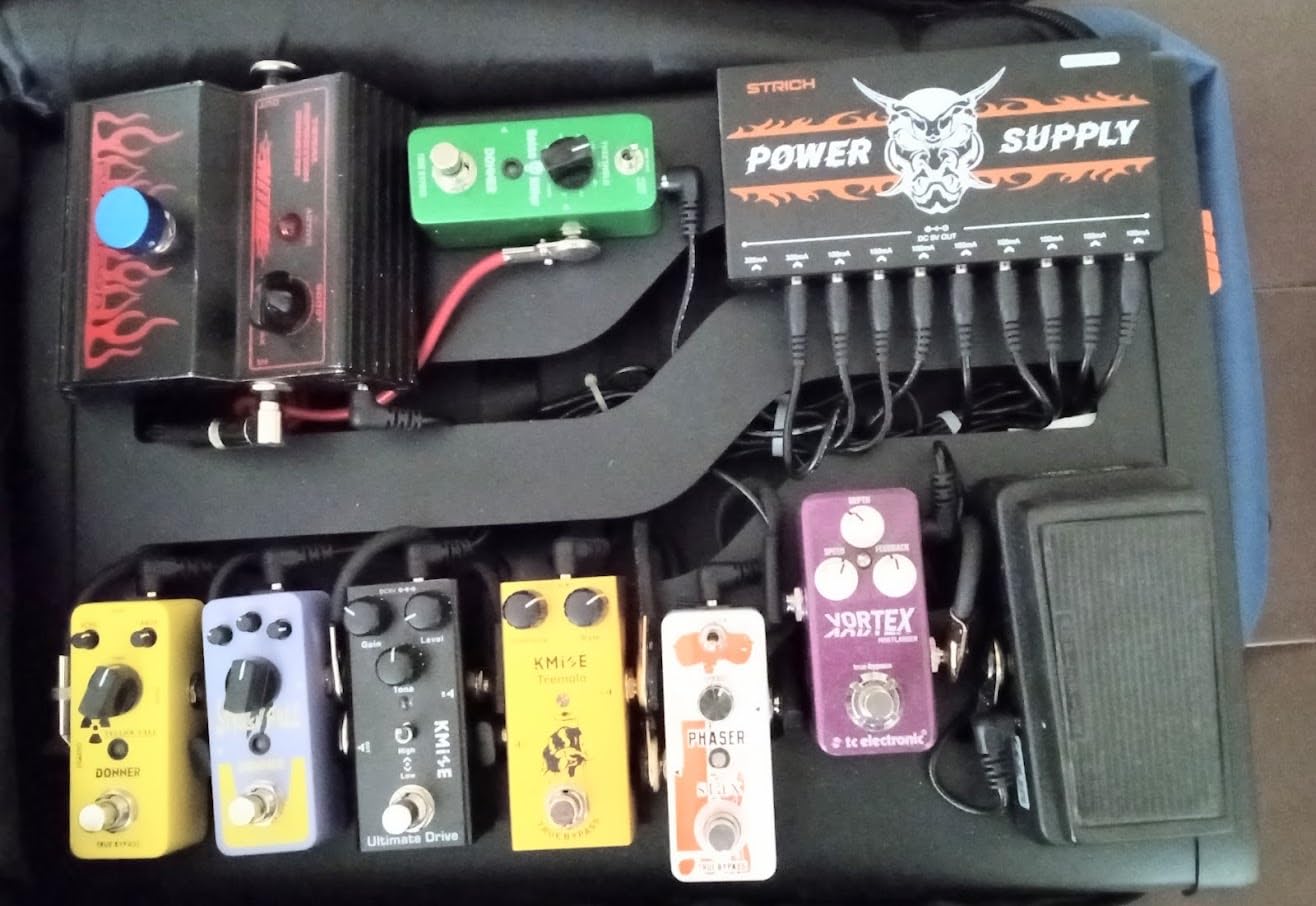 STRICH SPS-40B Pedal Power Supply with Built-in 10000mAh 10 Outputs DC 9V (2x300mA, 8x100mA) Jacks for Guitar Bass Pedals, Rechargeable Battery Guitar Effect Pedal Power, 5V/1A USB Port, Noiselessly customer photo 1