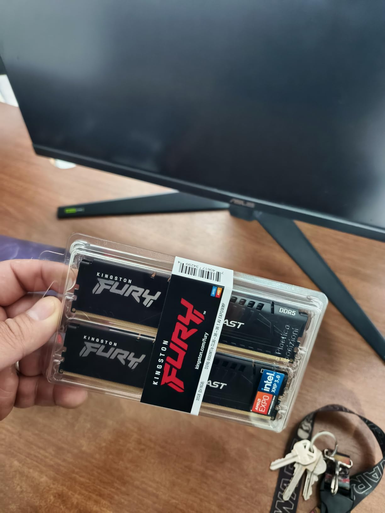 Kingston FURY Beast 32GB (2x16GB) 6000MT/s DDR5 CL30 Desktop Memory | AMD EXPO | Kit of 2 | KF560C30BBEK2-32 customer photo 1