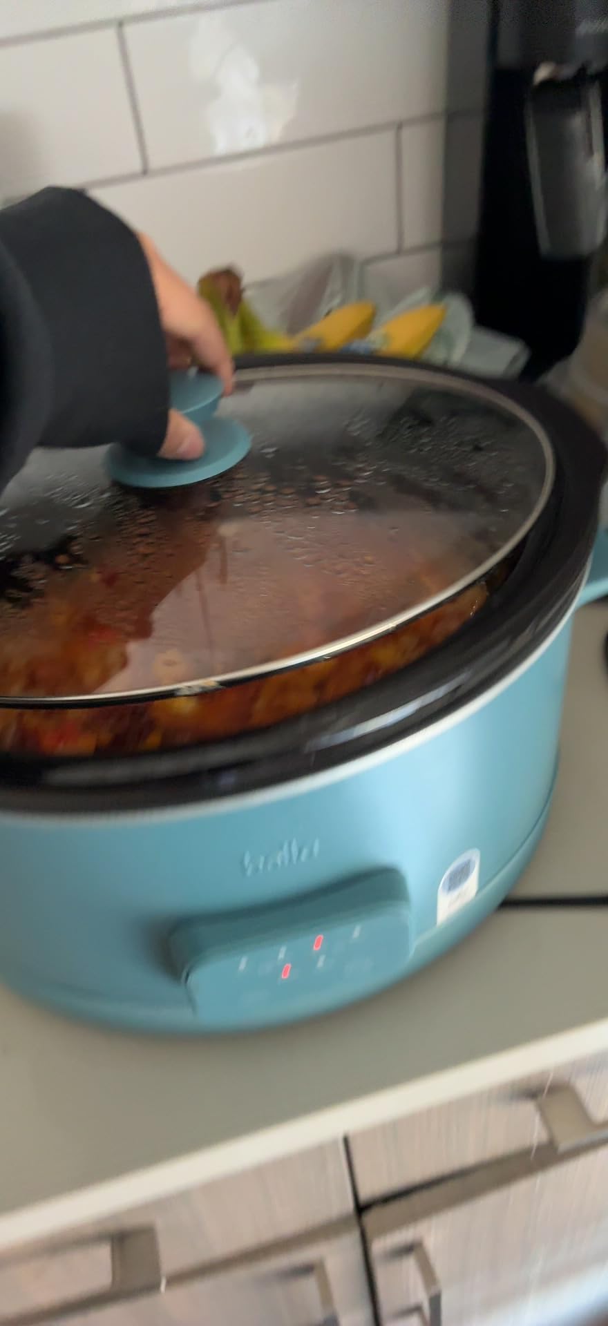 bella 6.0 Qt Programmable Slow Cooker, Ceramic Nonstick Coating, Adjustable Temperature & Cooking Times, Dishwasher Safe Stoneware Pot & Tempered Glass Lid, Tangle Free Cord Wrap, Oatmilk customer photo 1