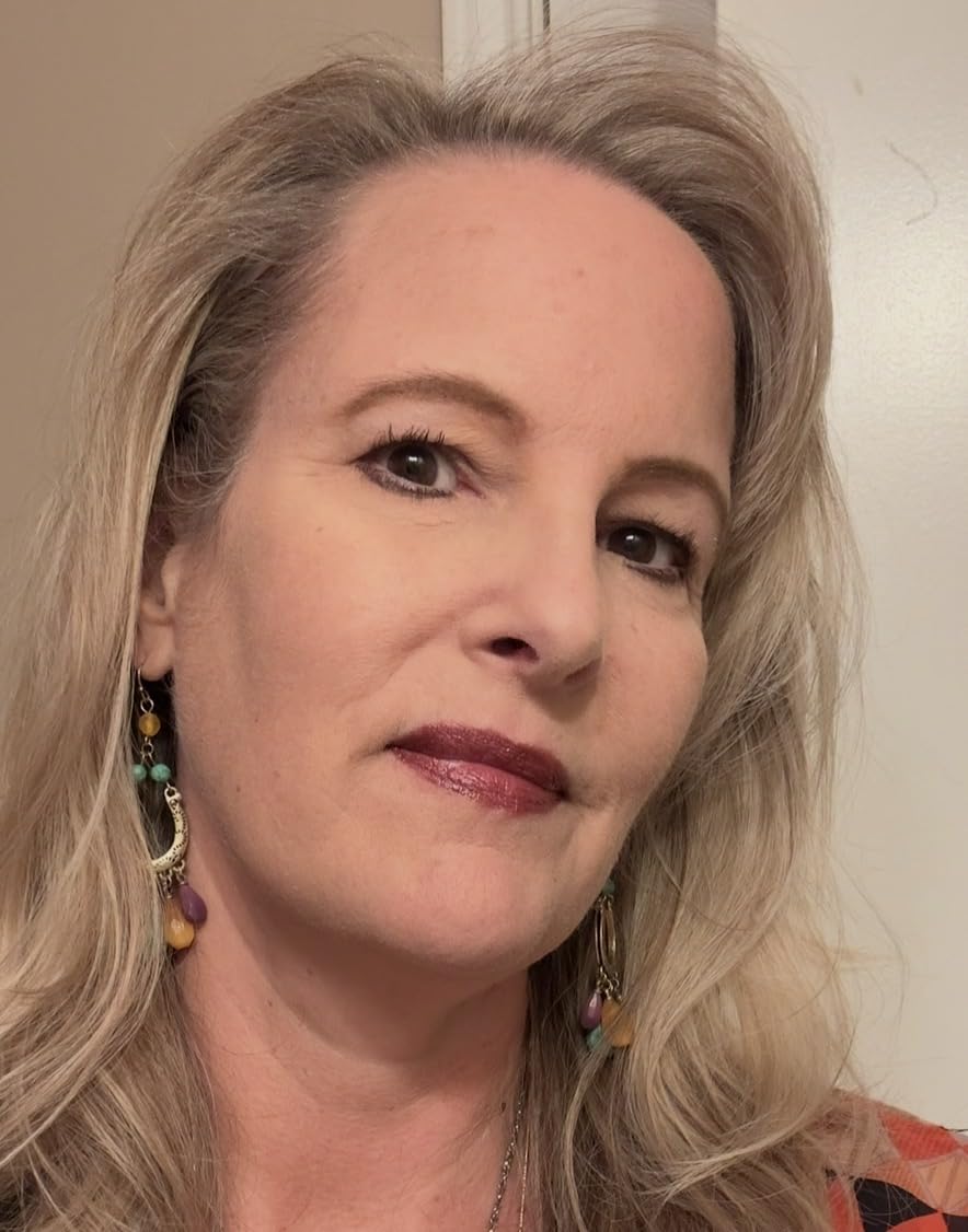 INIA 3-in-1 Red Light Therapy for Face and Neck Beauty Device for Puffiness & Skin Firming Skincare Tool (White) customer photo 1