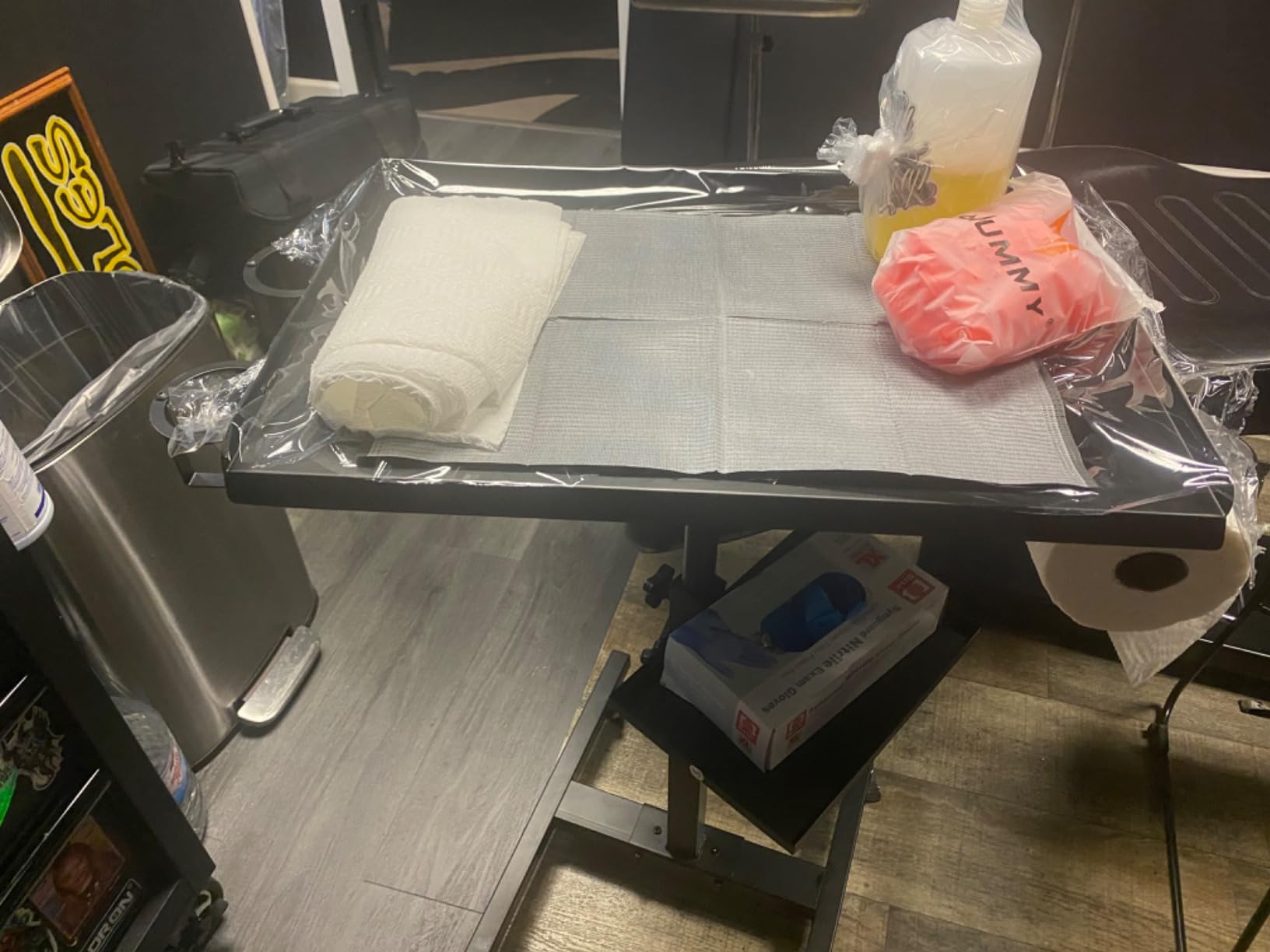 POARMEEY Premium Large Double Tier Rolling Workstation Table with 360 Degree Mute Universal Wheel for Tattoo Work,Beauty Salon Spa Stools Service Storage Tray customer photo 1