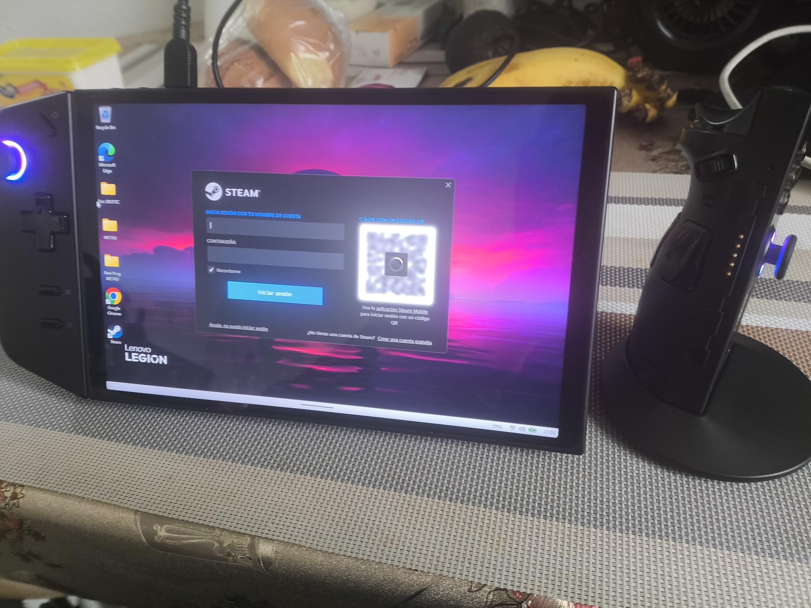 Lenovo Legion Go Gaming Handheld, WQXGA IPS 144Hz 8.8 inch Touchscreen, AMD Ryzen Z1 Extreme, 16GB RAM, 512GB SSD, Shadow Black, Windows 11 Home customer photo 1