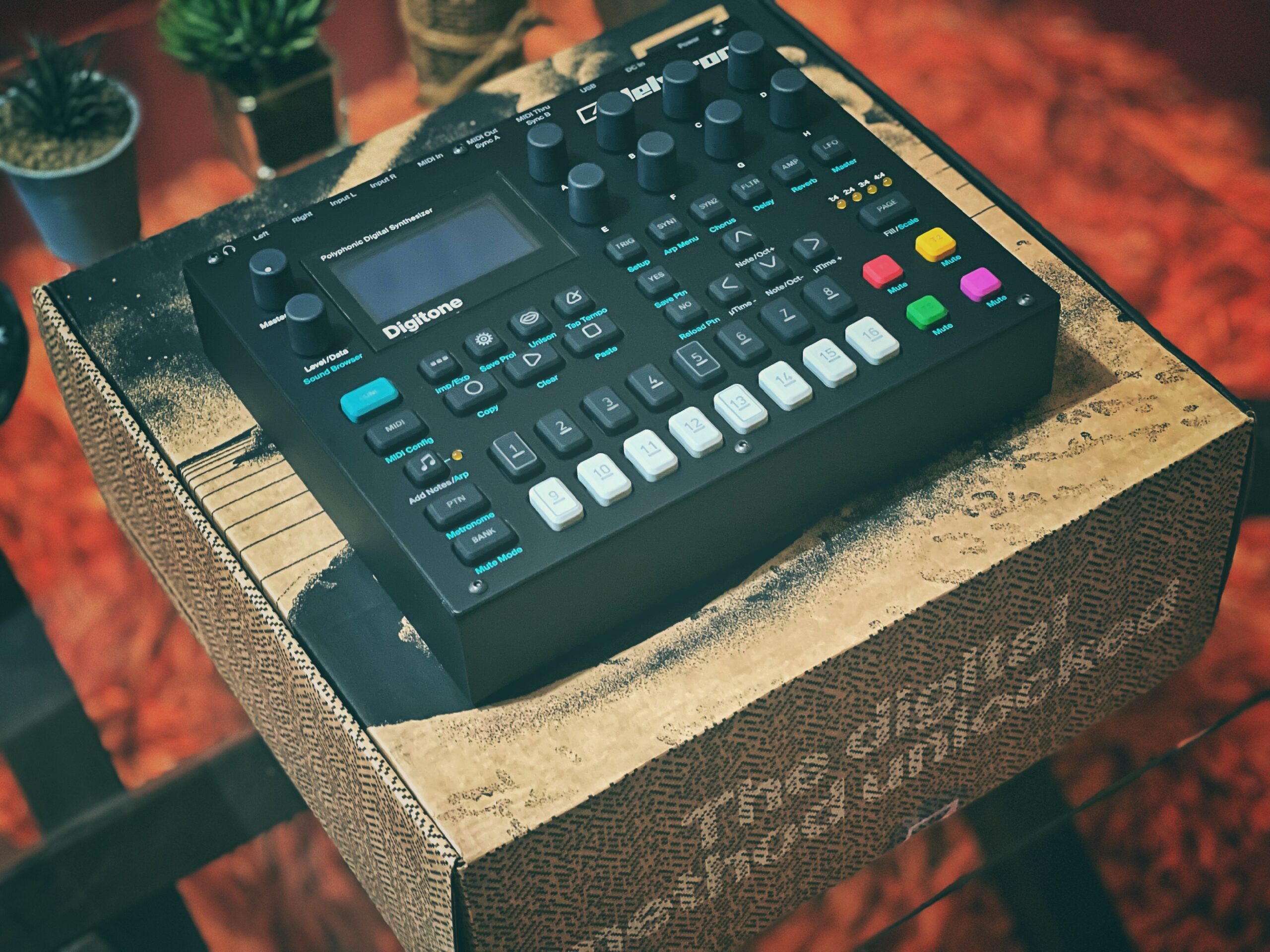 Elektron Digitakt II 16-Track Drum Computer and Sampler customer photo 1