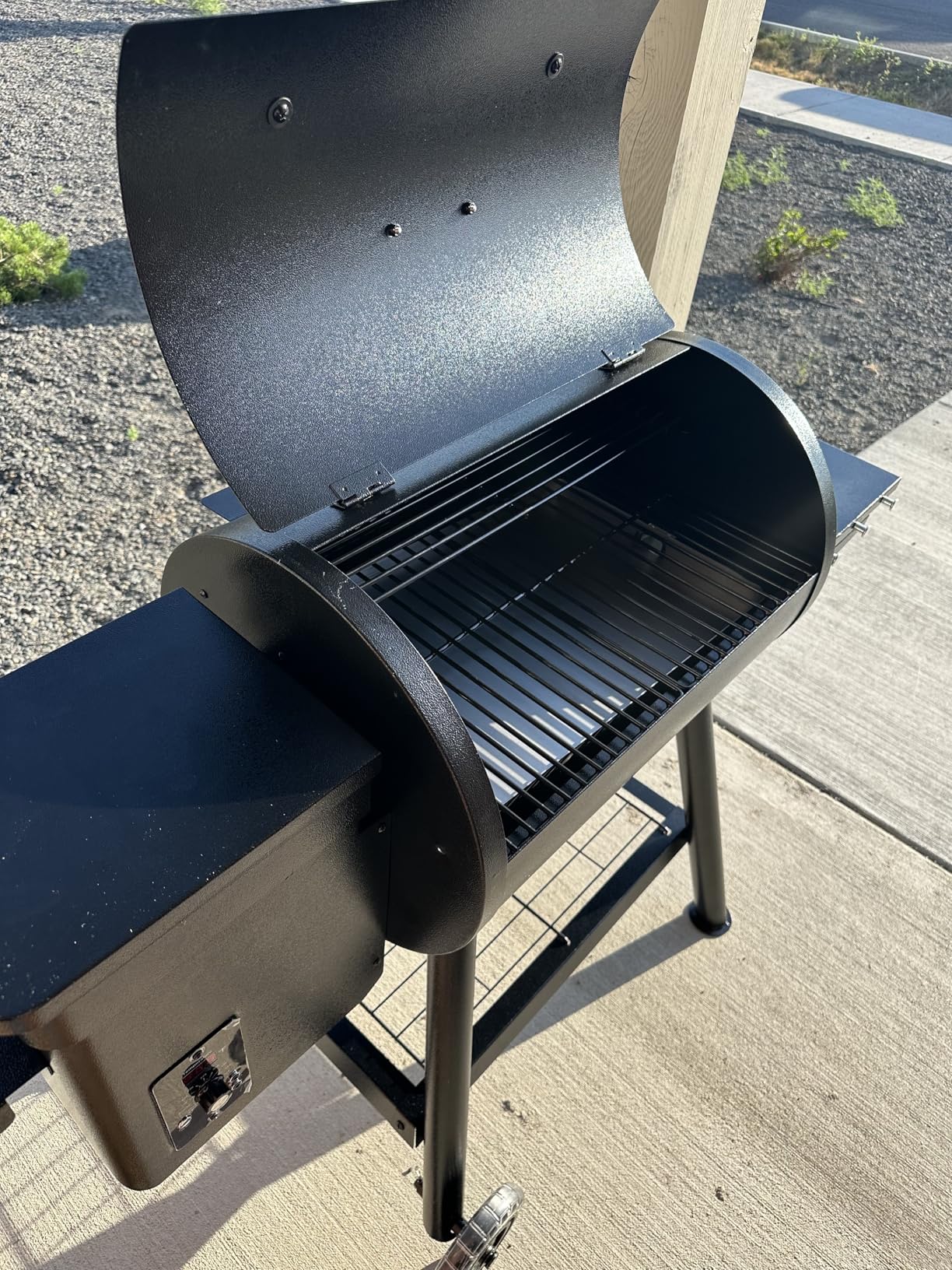 KingChii Electric Wood Pellet Grill & Smoker with Side Shelf, 456 SQ.IN Grill Capacity, with PID Temperature Control (180-425°F) for Backyard Camping Bake and Roast, Black with Cover customer photo 2