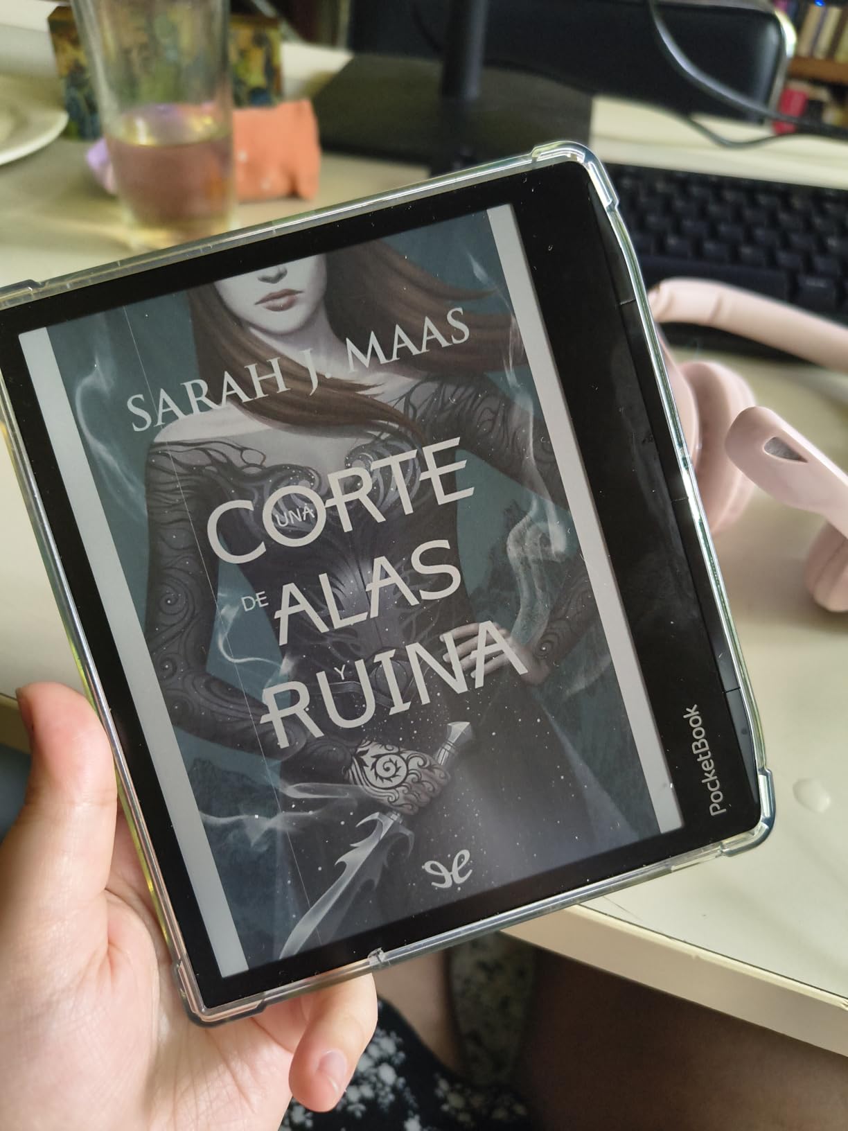 PocketBook Era Color Ereader - 7 Inch E Ink Kaleido 3 Screen - Eye-Friendly - Text-to-Speech - Waterproof IPX8 - Bluetooth & Speakers - WiFi - 32GB customer photo 2