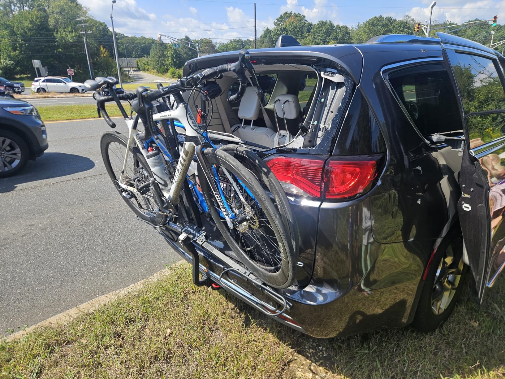 Favero ASSIOMA PRO MX Series Power Meter Pedals with Power Bank Bundle customer photo 2