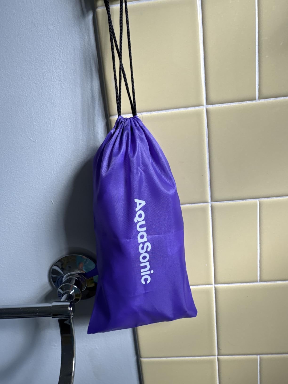 AquaSonic Water Flosser - Cordless Rechargeable Water Flossers for Teeth Cleaning - Waterproof Aqua Flosser, Portable Oral Irrigator for Dental Cleaning with 5 Jet Tips - Braces Home Travel customer photo 1