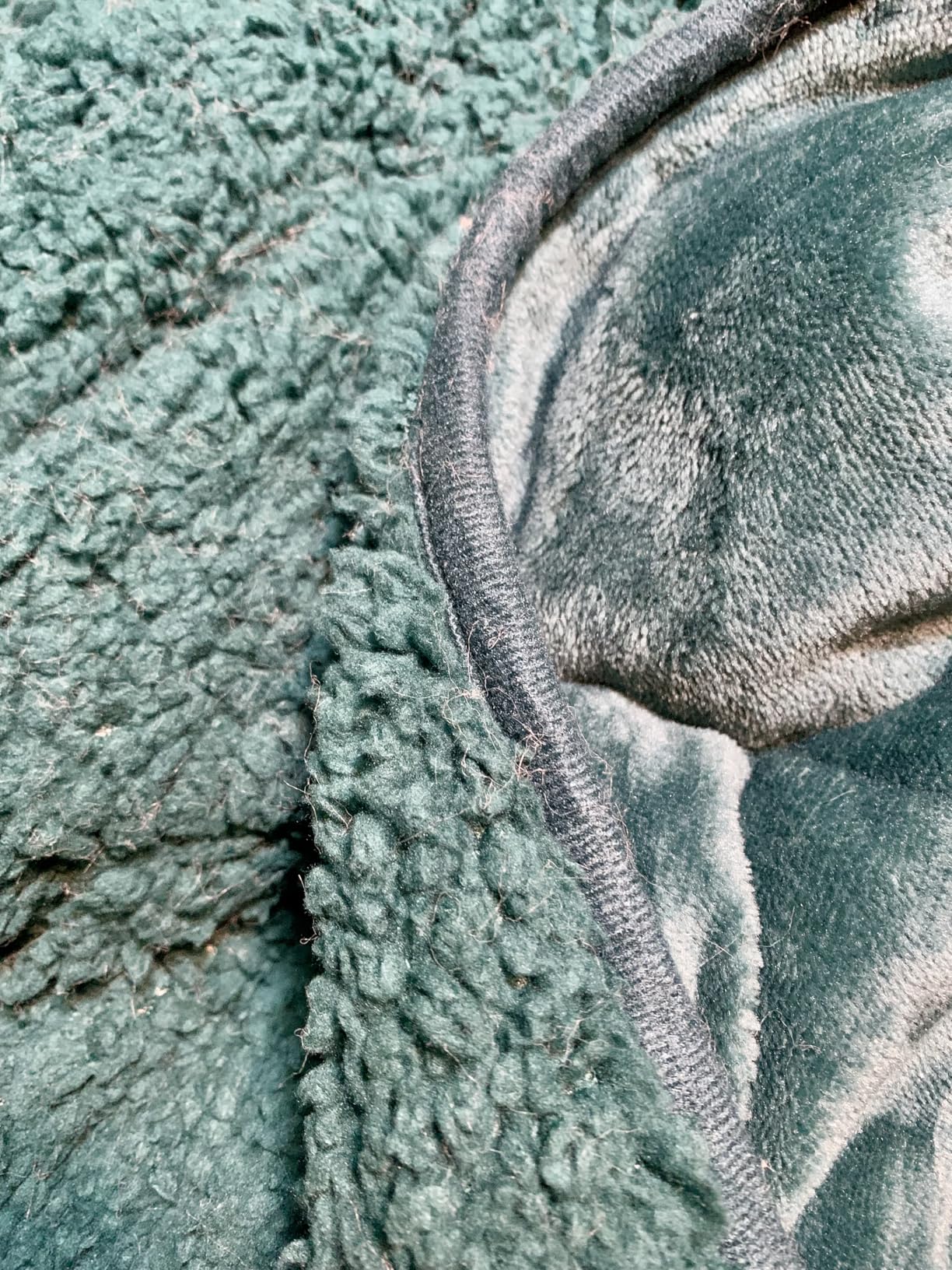 Cottonblue Jacquard Weighted Blanket 15lbs for Adults Queen Size, Ultra Soft Cozy Comfort Sherpa Blanket for Relax and Sleep, Heavy Bed Blankets with Glass Beads, 60x80 Inches, Cream White customer photo 1