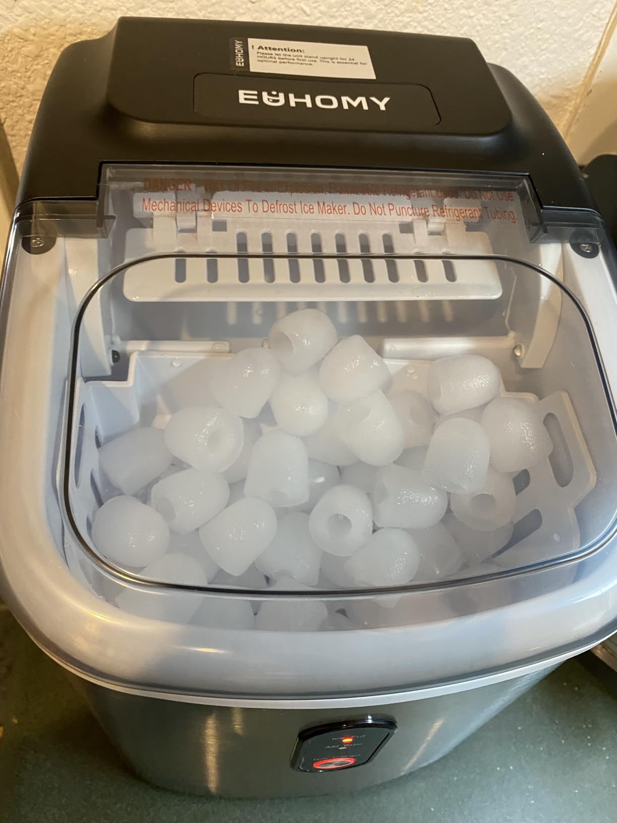 EUHOMY Ice Maker Countertop, Portable Ice Machine with Carry Handle, 26.5lbs Per Day, 9 Cubes in 6 Mins, Auto-Cleaning, with Basket and Scoop, for Home, Kitchen, Camping, RV (Silver) customer photo 1