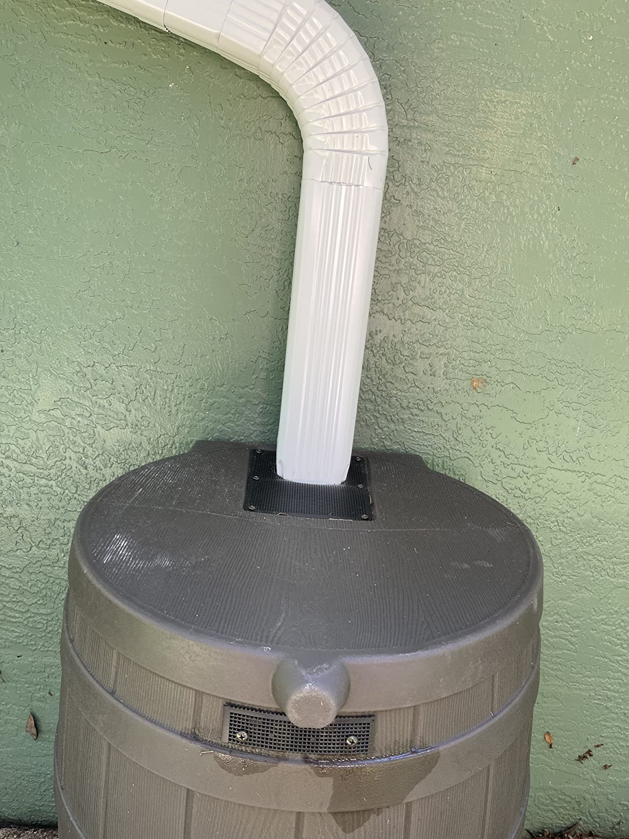 Good Ideas Rain Wizard 50 Gallon Plastic Outdoor Home Water Storage Tank Rain Barrel Collector with Brass Spigot and Flat Back Design, Gray customer photo 2