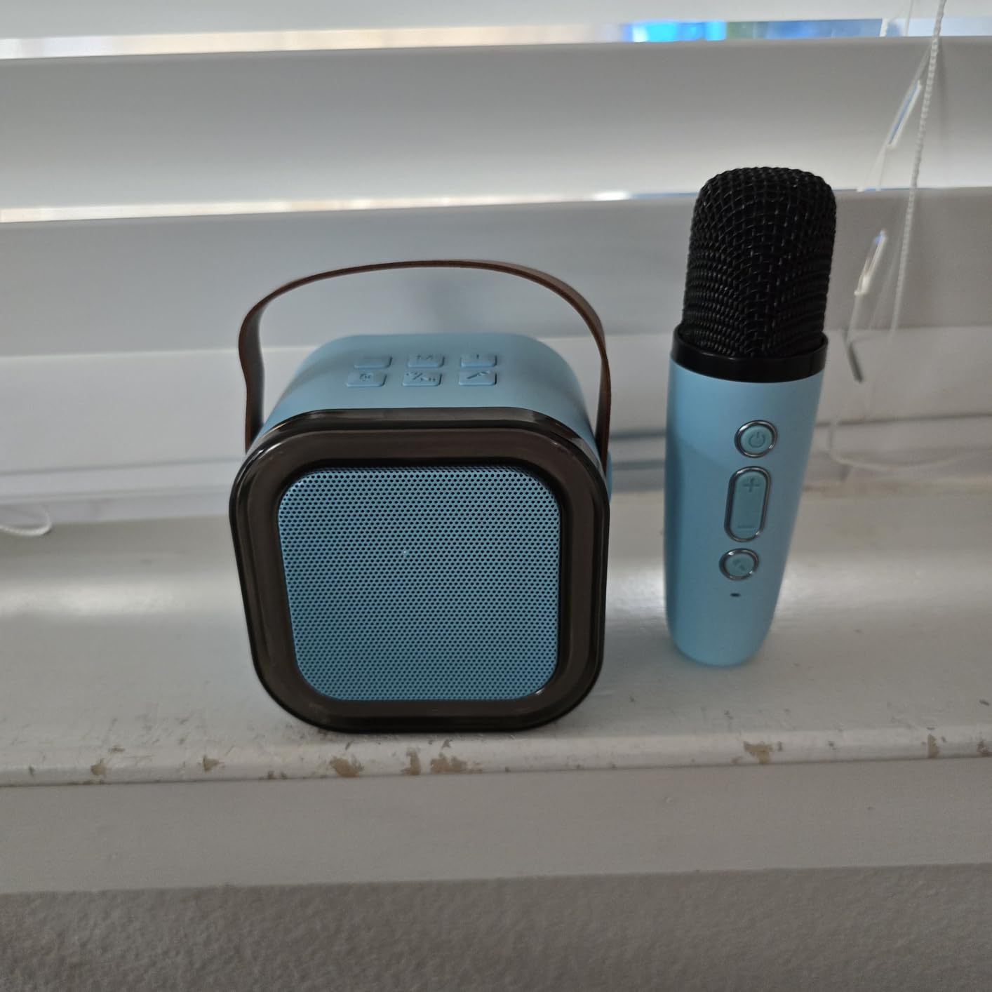 Mini Karaoke Machine for Kids Adults, Portable Bluetooth Speaker with 2 Wireless Microphones,Toys Birthday Gifts for Girls Ages 4, 5, 6, 7, 8,9,10,11,12+ Family Home Party (Pink) customer photo 2