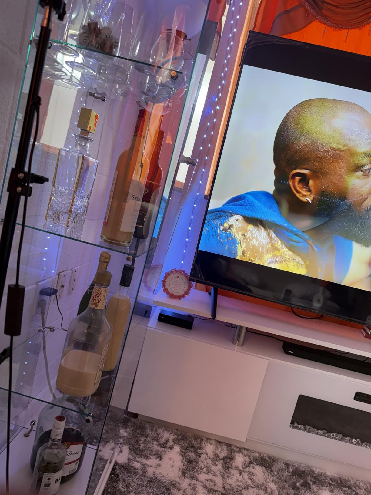 Frameless Glass Display Cabinet with LED Lights and Lock, Quick-Install Floor Standing Showcase Display Shelf for Collectibles, Legos, Figures, Plants customer photo 1