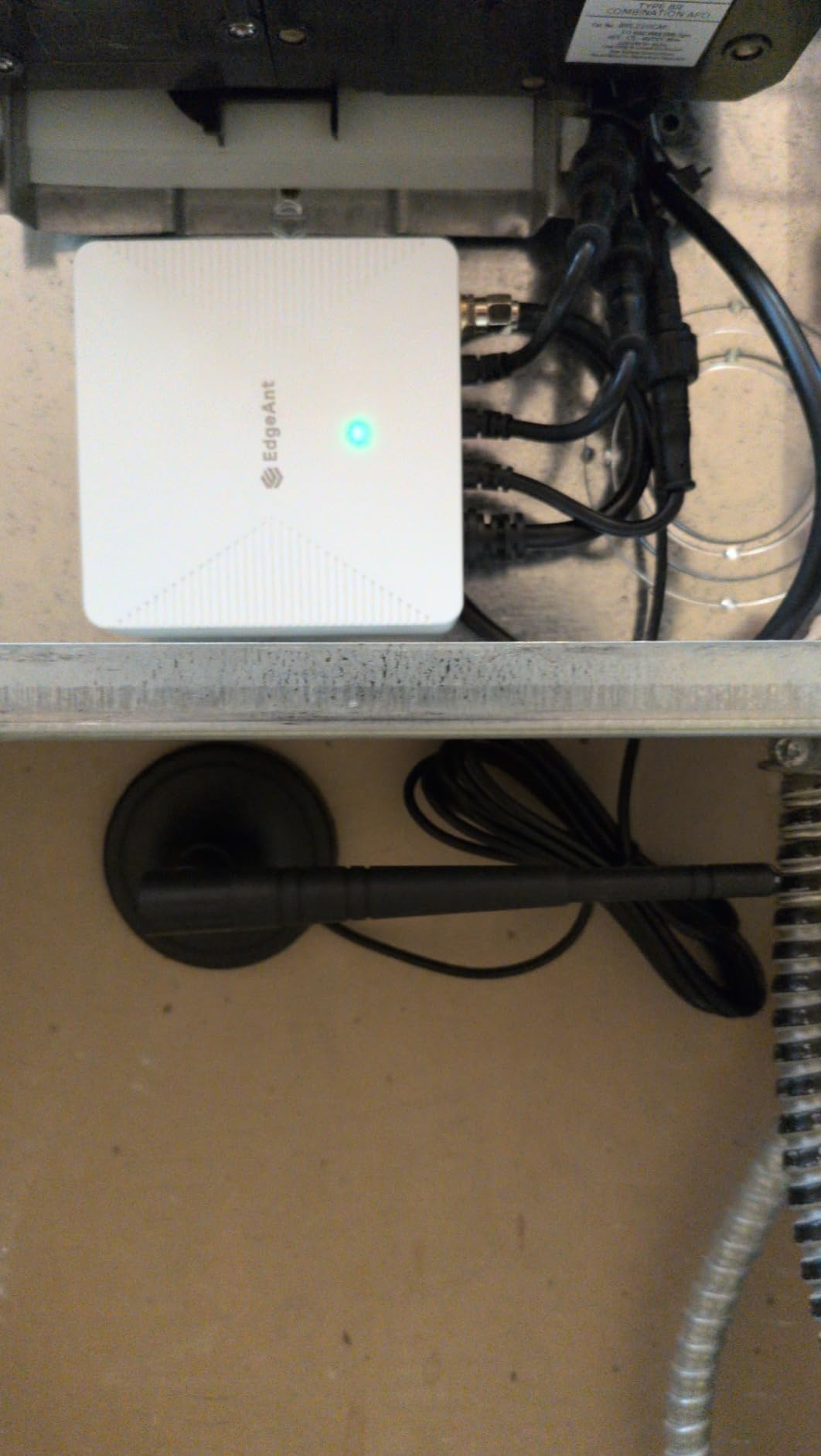 Energy Monitor with 3 * 120A Clamp, 1/3 Phase, Home Power Monitor Real Time Electricity Monitor/Meter, WIFi Meter Solar/Net Metering, Home Energy Automation and Control customer photo 1