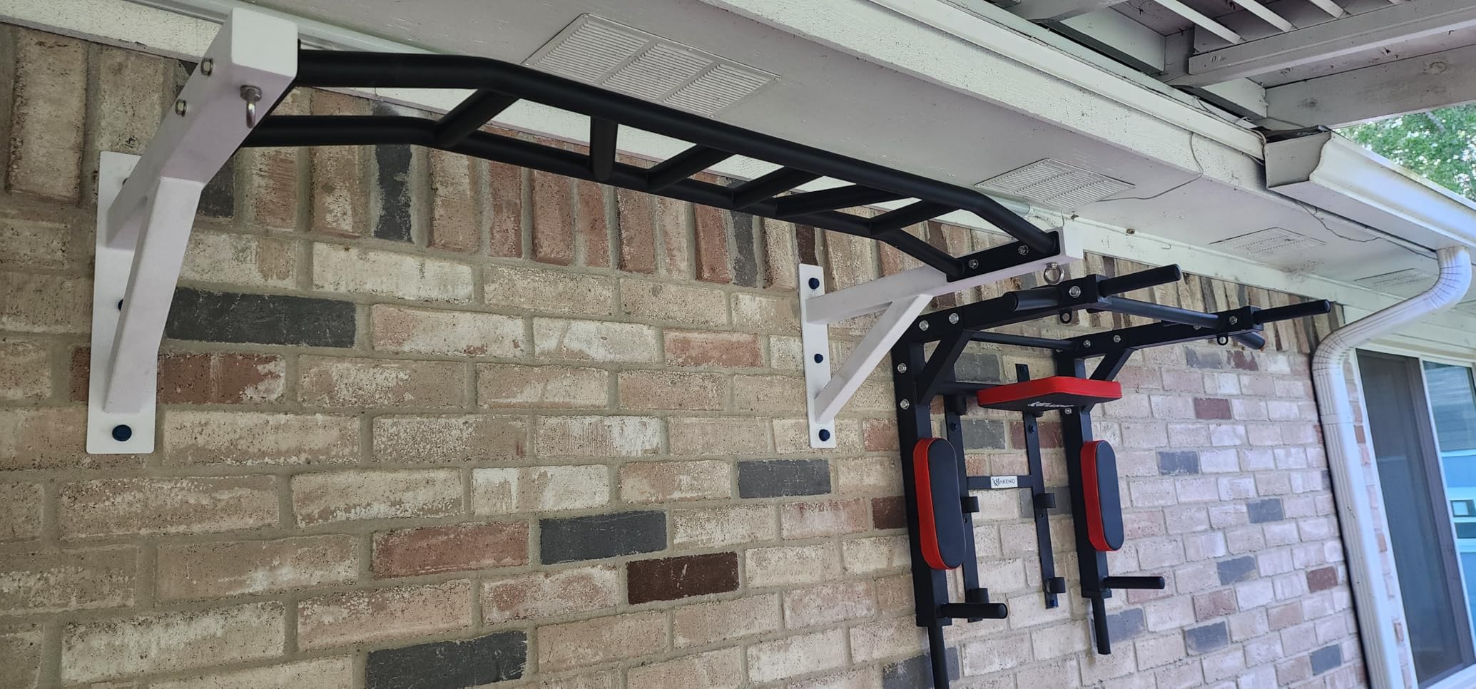 Upgrade Pull Up Bar Wall Mounted,Heavy Duty Multi Grip Chin Up Bar for Strength Training, 600 lbs Capacity, Durable Steel Construction, Perfect for Home and Garage Workouts customer photo 2