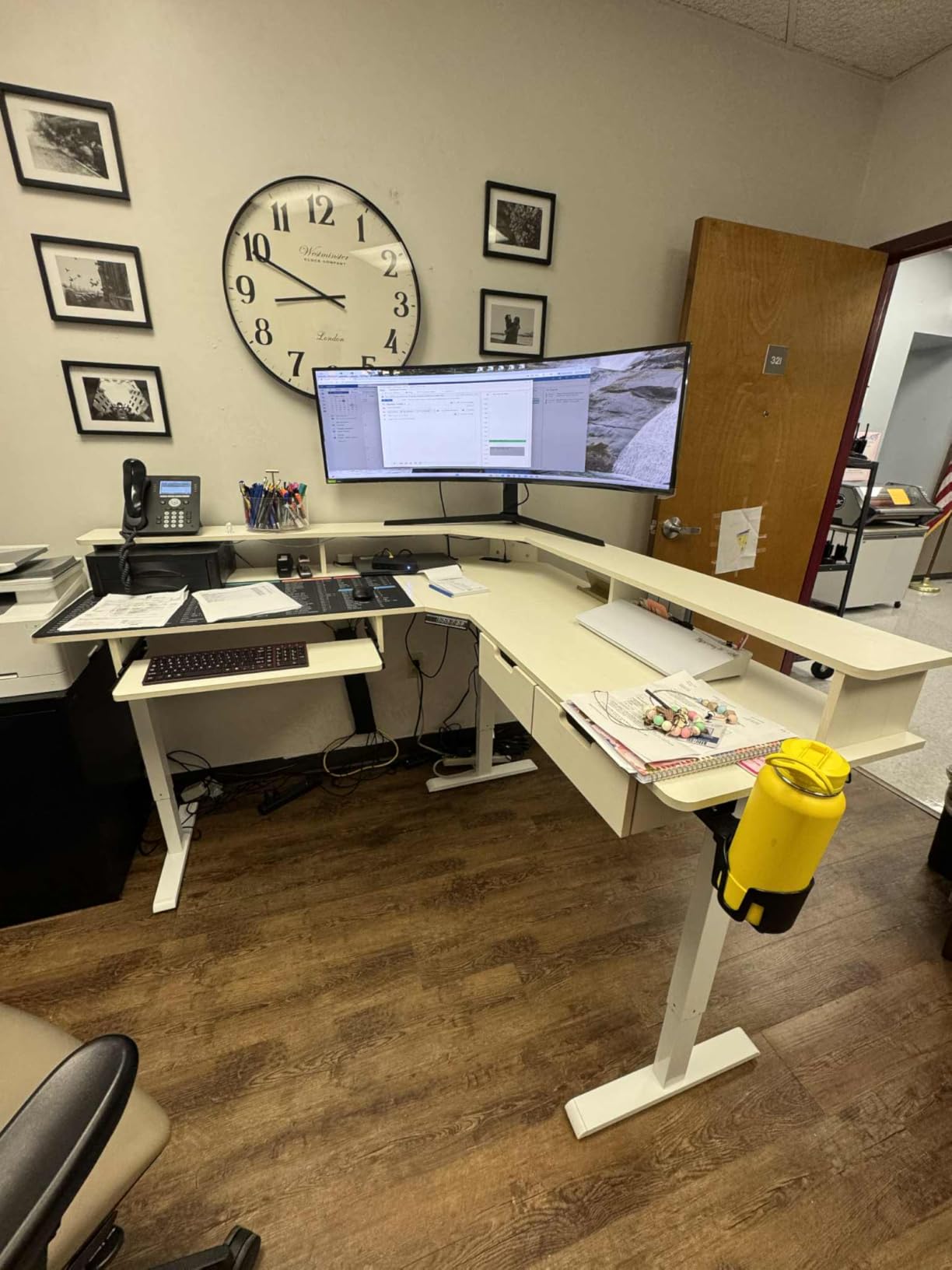 RedLemon 60 Inches L Shaped Electric Standing Desk, Height Adjustable Corner Gaming Desk with Drawers, Power Outlets & LED Lights, Computer Desk with Monitor Shelf, Carbon Fiber Black customer photo 1