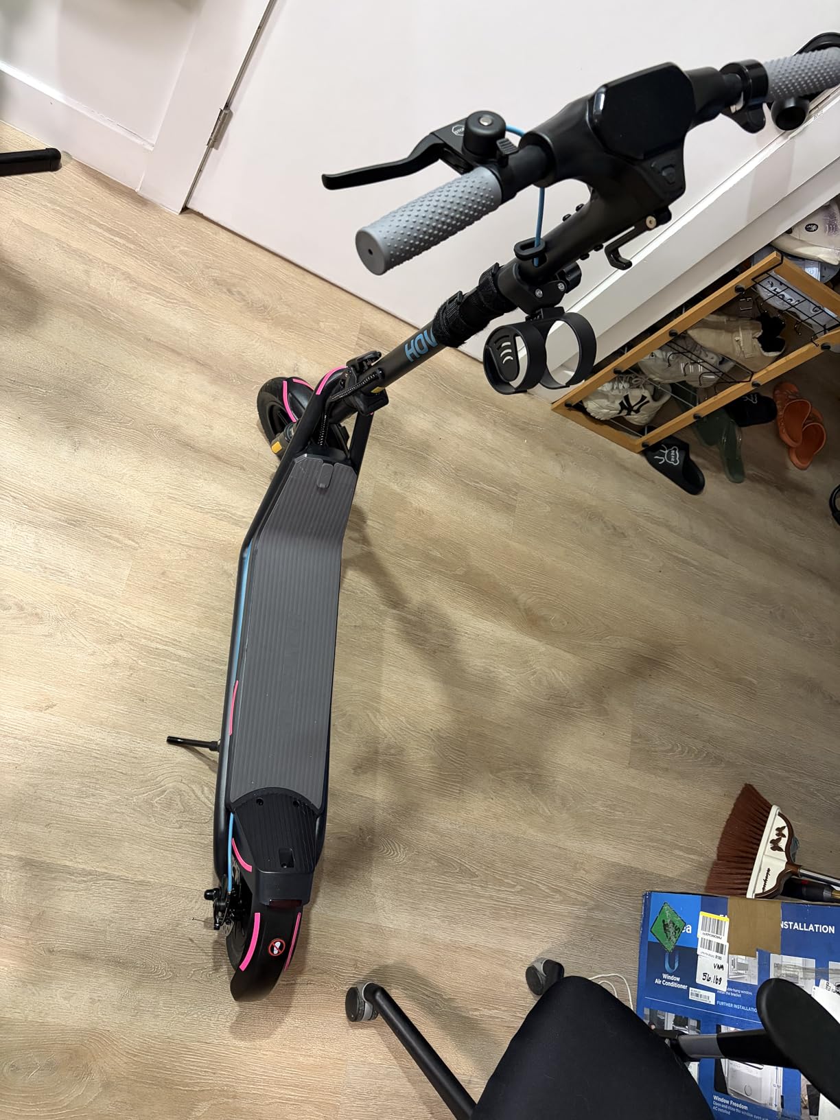 Hoverfly Electric Scooter for Adults, Anti-Flat 8.5