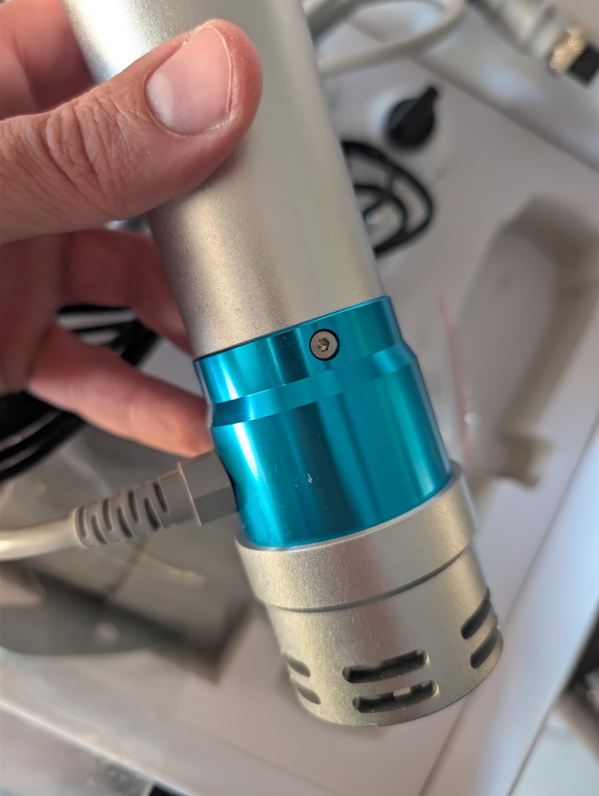 Shockwave Therapy Machine Extracorporeal Shock Wave Therapy Device 7in1 Focused Shockwave Therapy Machine Pain Relief at Home for Body Feet Knees, Silver customer photo 1