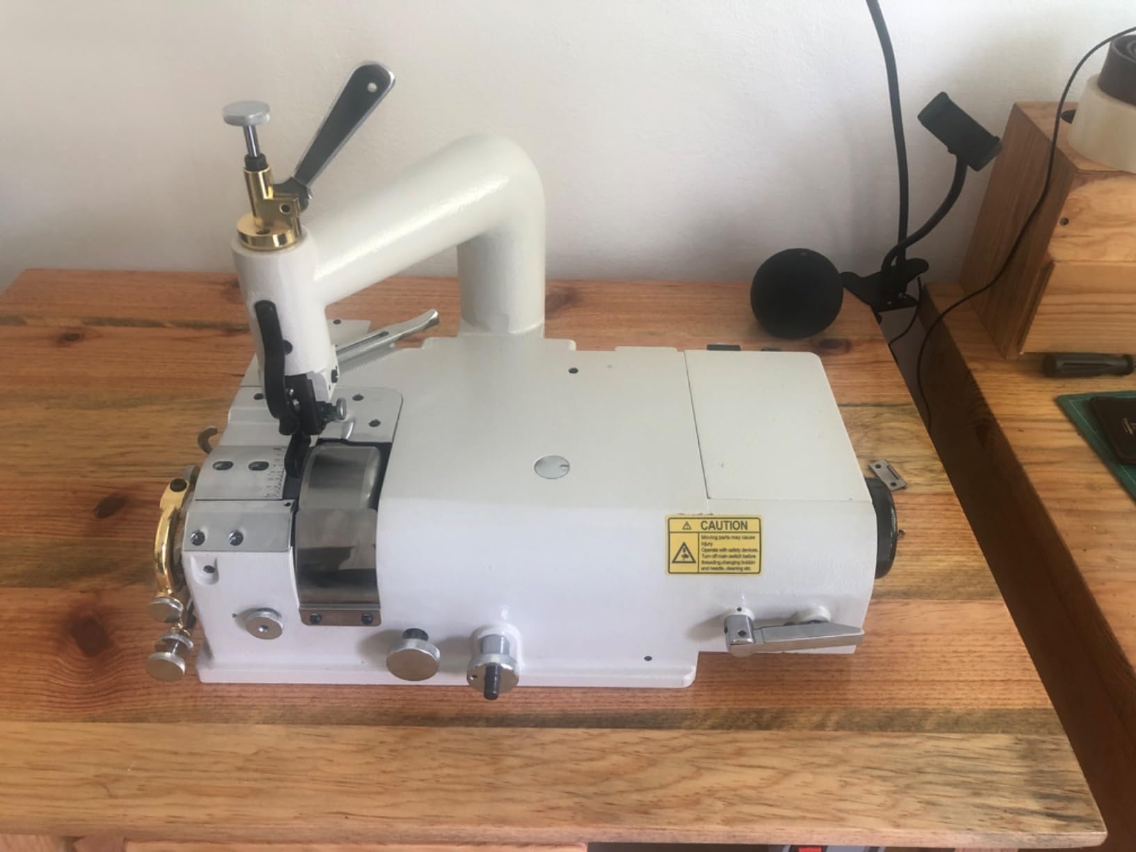 Leather Skiving Machine, SM-801 1200RPM Electric Leather Skiving Thinning Machine Industrial Leather Peeler Heads Leather Peeling Machines w/o Motor for Treating Leather Felt Plastics customer photo 2