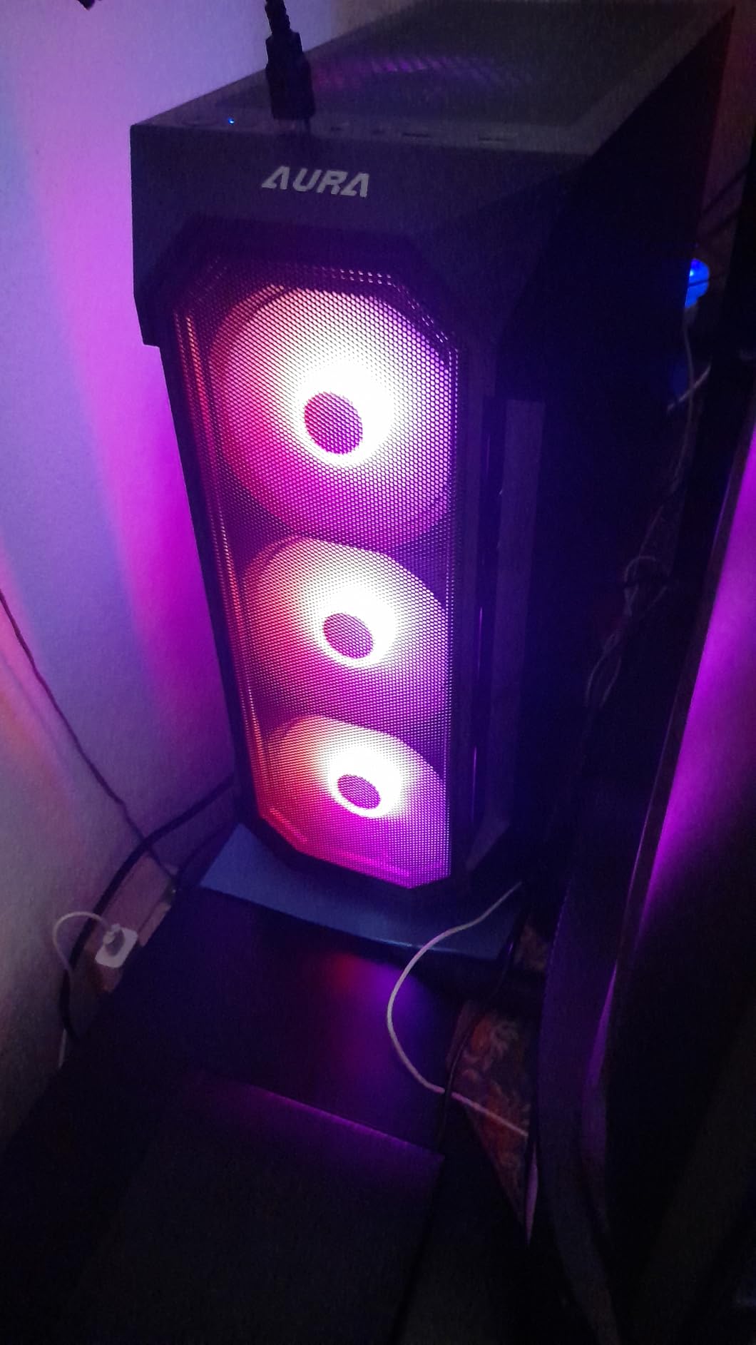GAMDIAS White ATX Mid Tower Gaming Computer PC Case w/Tempered Glass, Built-in 4X 120mm ARGB Fans, Support Up to 6X 120mm Fans, 360mm AIO/Radiator, 340mm GPU/VGA, 160mm CPU Air Cooler customer photo 2