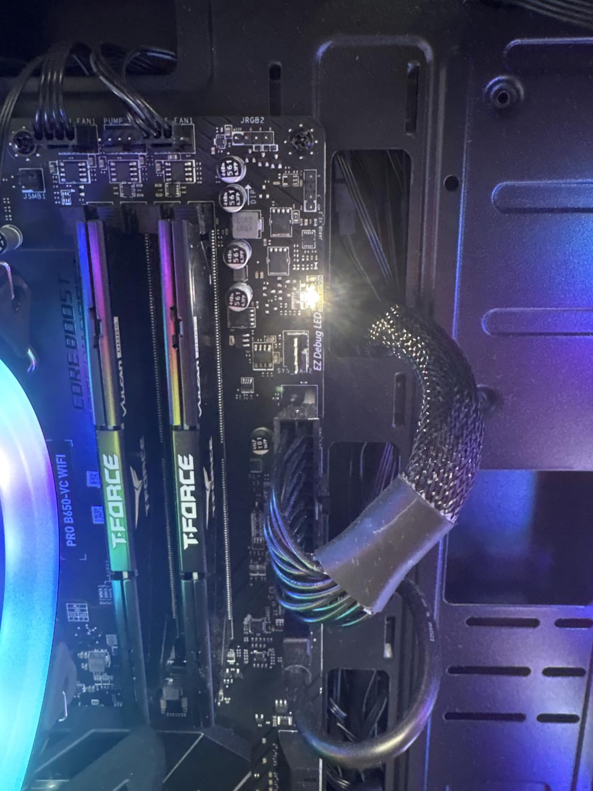 msi Aegis Z2 Gaming Desktop (2024): AMD Ryzen R7-7700, Geforce RTX 4060, 16GB DDR5, 1TB m.2 SSD, 80+ Gold PSU, WiFi, Keyboard & Mouse, DIY Friendly, Windows 11 Home: C7NUC-817US customer photo 1