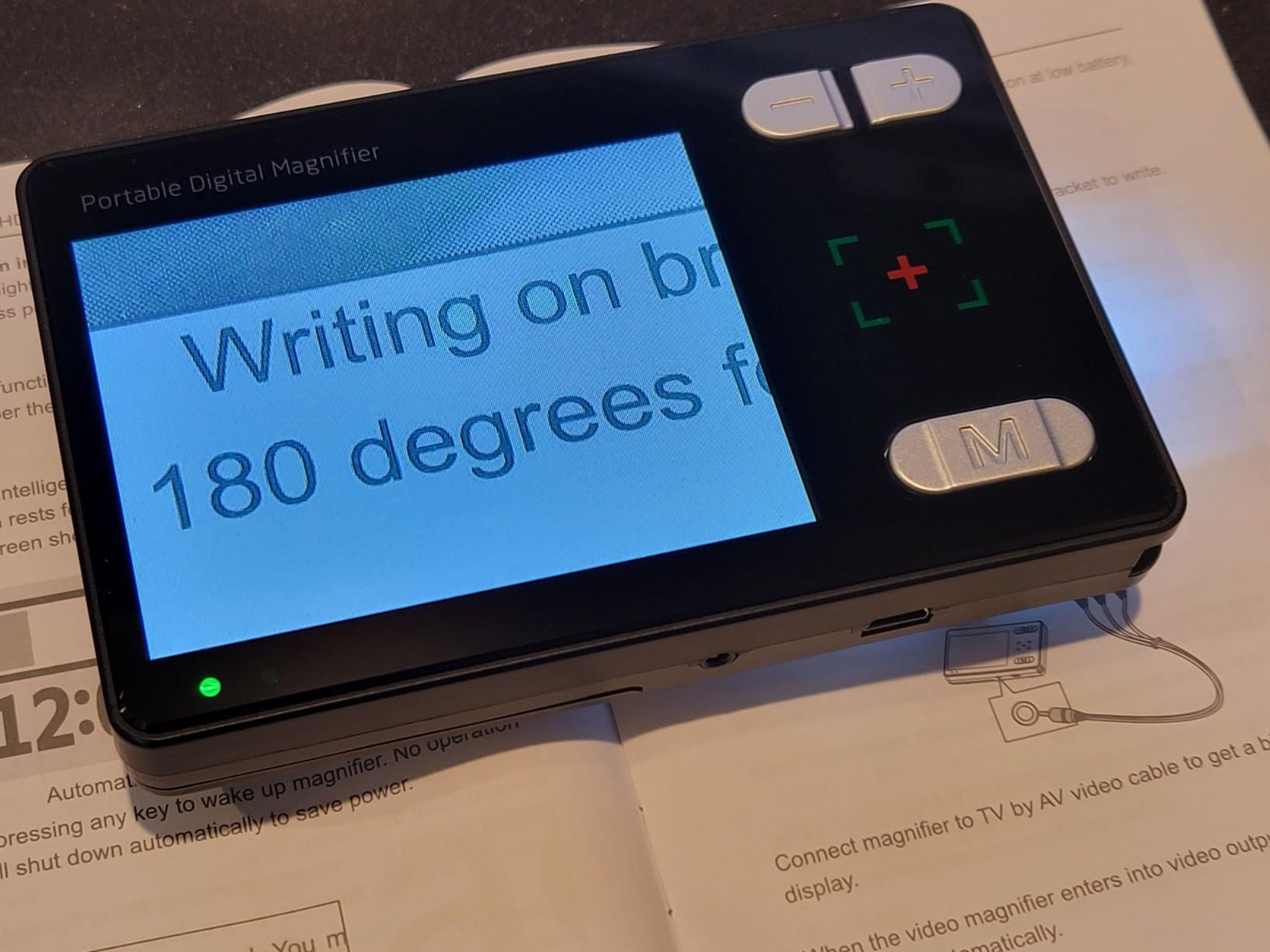 Digital Magnifier 3.5 Inch, 2X-32X Zoom Portable Digital Video Magnifier, LCD Screen Video Aids Digital Magnifier for The Visually Impaired, Low Vision, Color Blindness, Amblyopia customer photo 1