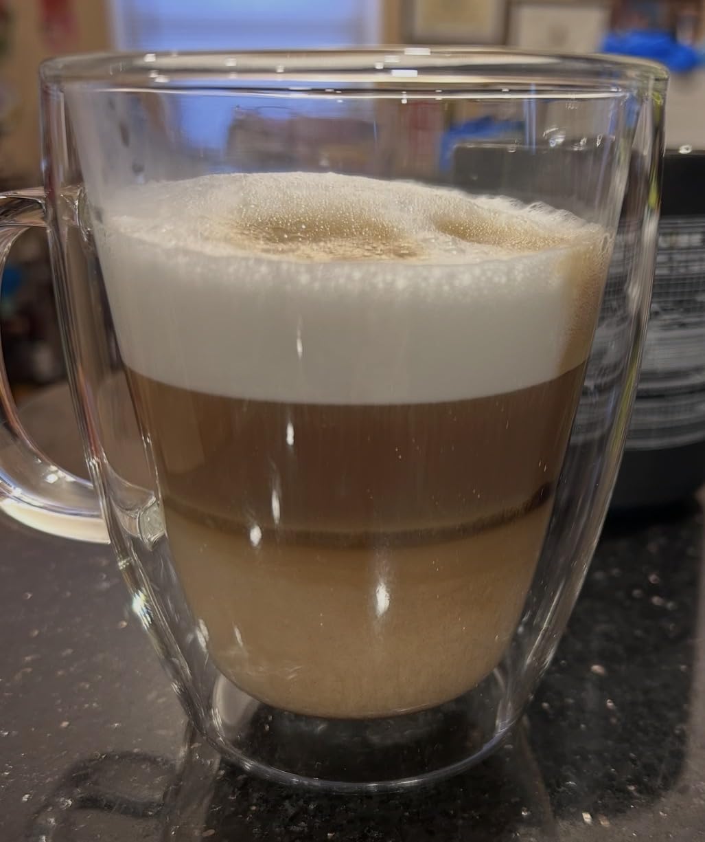 Philips 5500 Series Fully Automatic Espresso Machine, LatteGo Milk System, 20 Hot & Iced Pre-Sets, SilentBrew customer photo 1