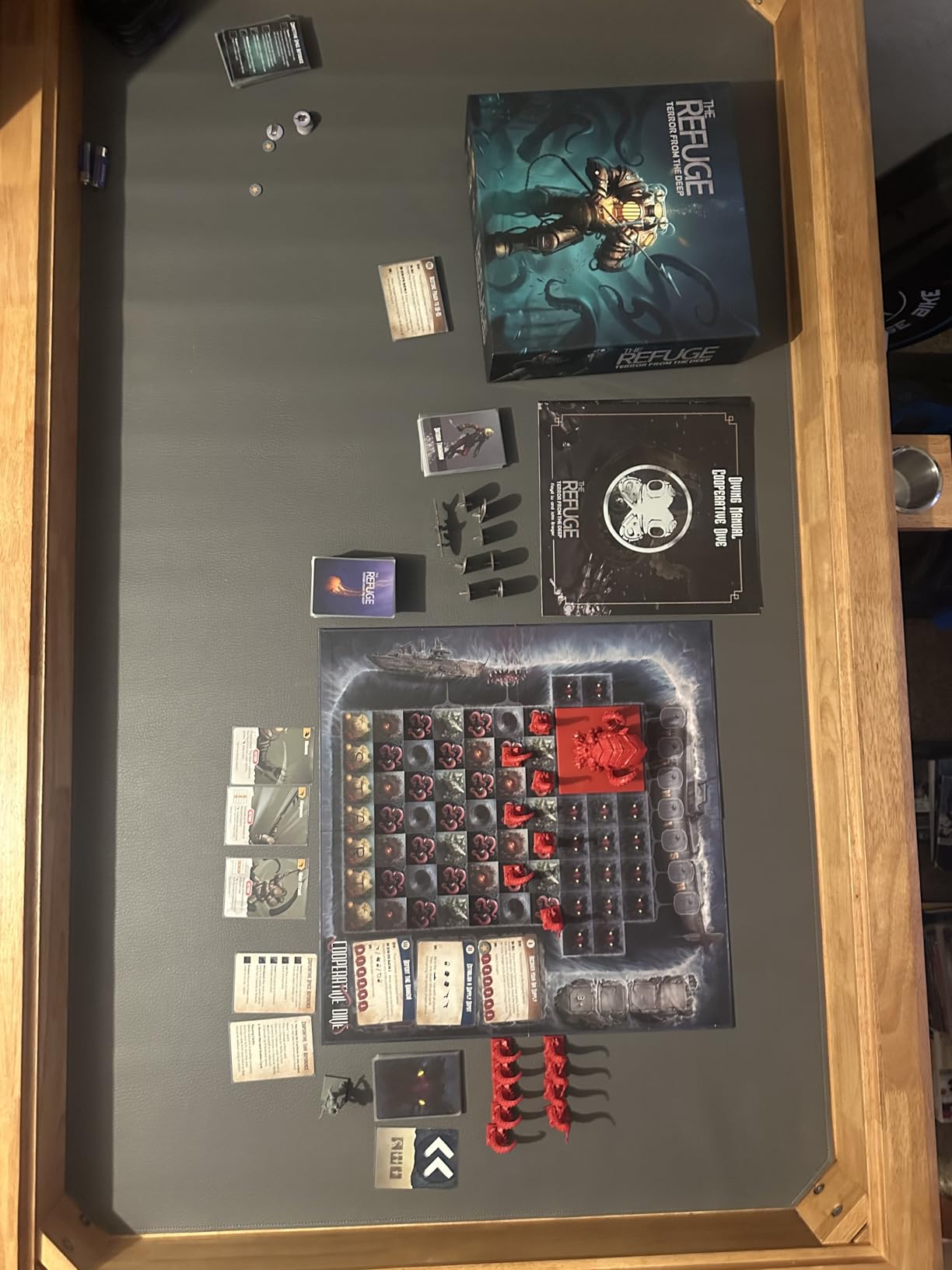 Board Game Table with Removable Table Top, Seats 4-6 Players with 57in x 33in Play Area customer photo 2