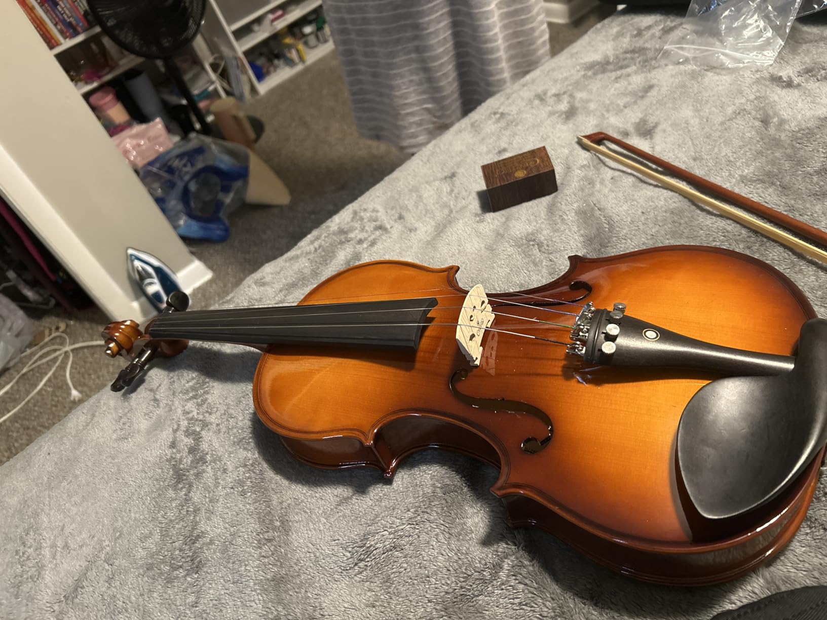 4/4 Violin For Beginners, CVN-300 Full Size Fiddle Set For Student Adults, Solidwood Ebony Fitted Starter Violins Kit with Hard Case, Rosin, Bow, Stringed Musical Instruments customer photo 1