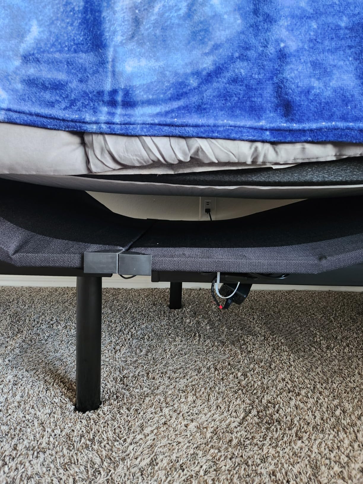 Dyonery Split King Adjustable Bed Frame with 14 inch Gel Memory Foam Mattress, CertiPUR-US Certified Fiberglass Free, Zero Gravity & Wireless Remote, Head & Foot Incline, 80