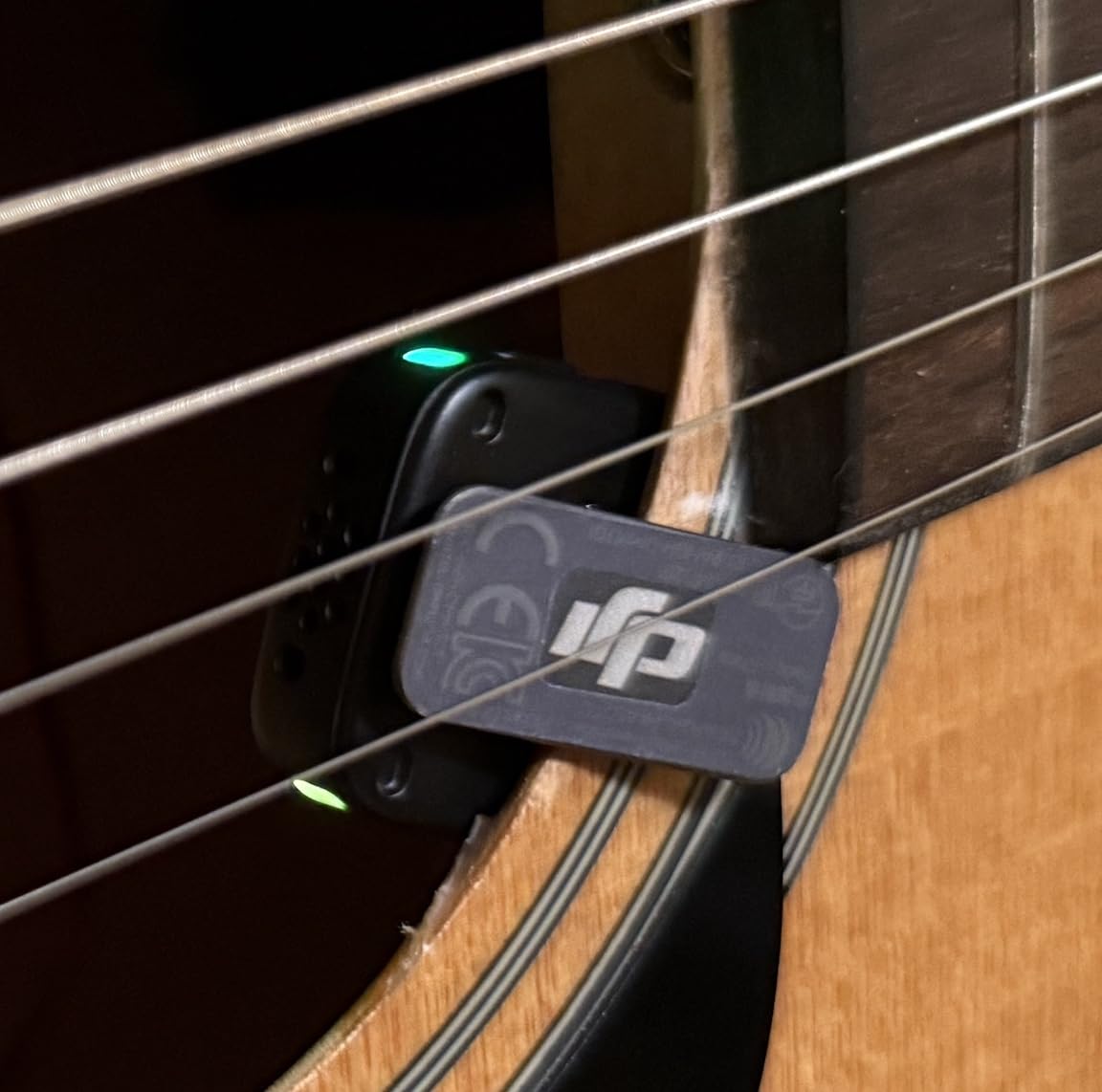 DJI Mic Mini (2 TX + 1 RX + Charging Case), Wireless Lavalier Microphone for iPhone/Camera/Android, Ultralight, Detail-Rich Audio, 48h Use, Noise Cancelling, Automatic Limiting, Vlog, Streaming customer photo 1